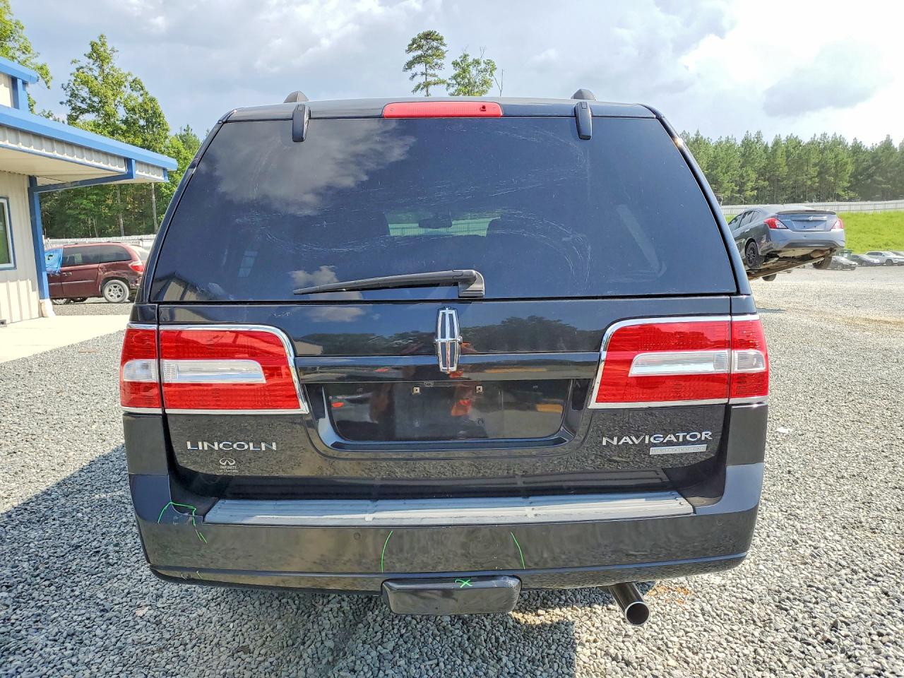 2010 Lincoln Navigator L Black vin: 5LMJJ3J52AEJ06637