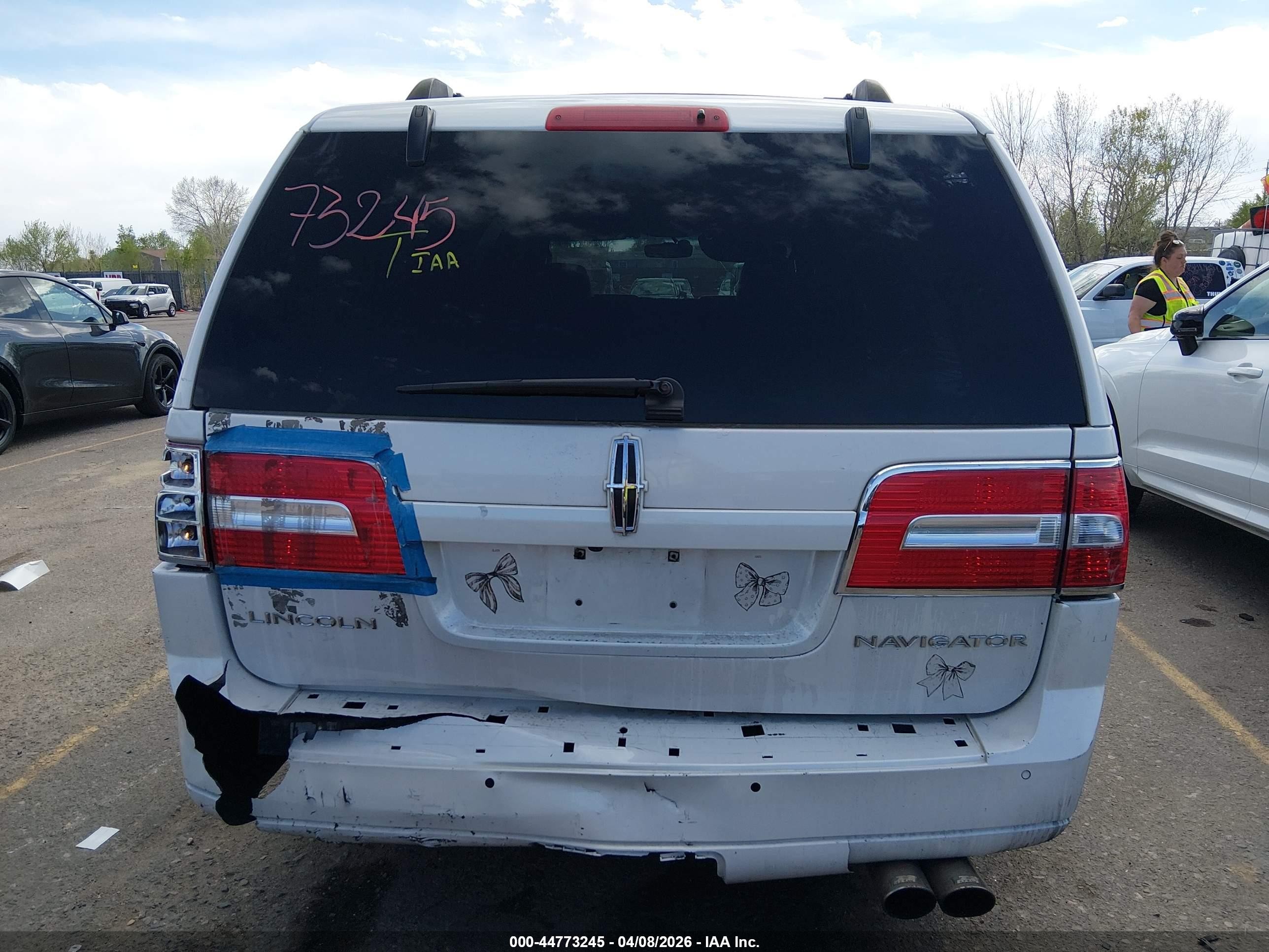 2012 Lincoln Navigator L White vin: 5LMJJ3J52CEL00815