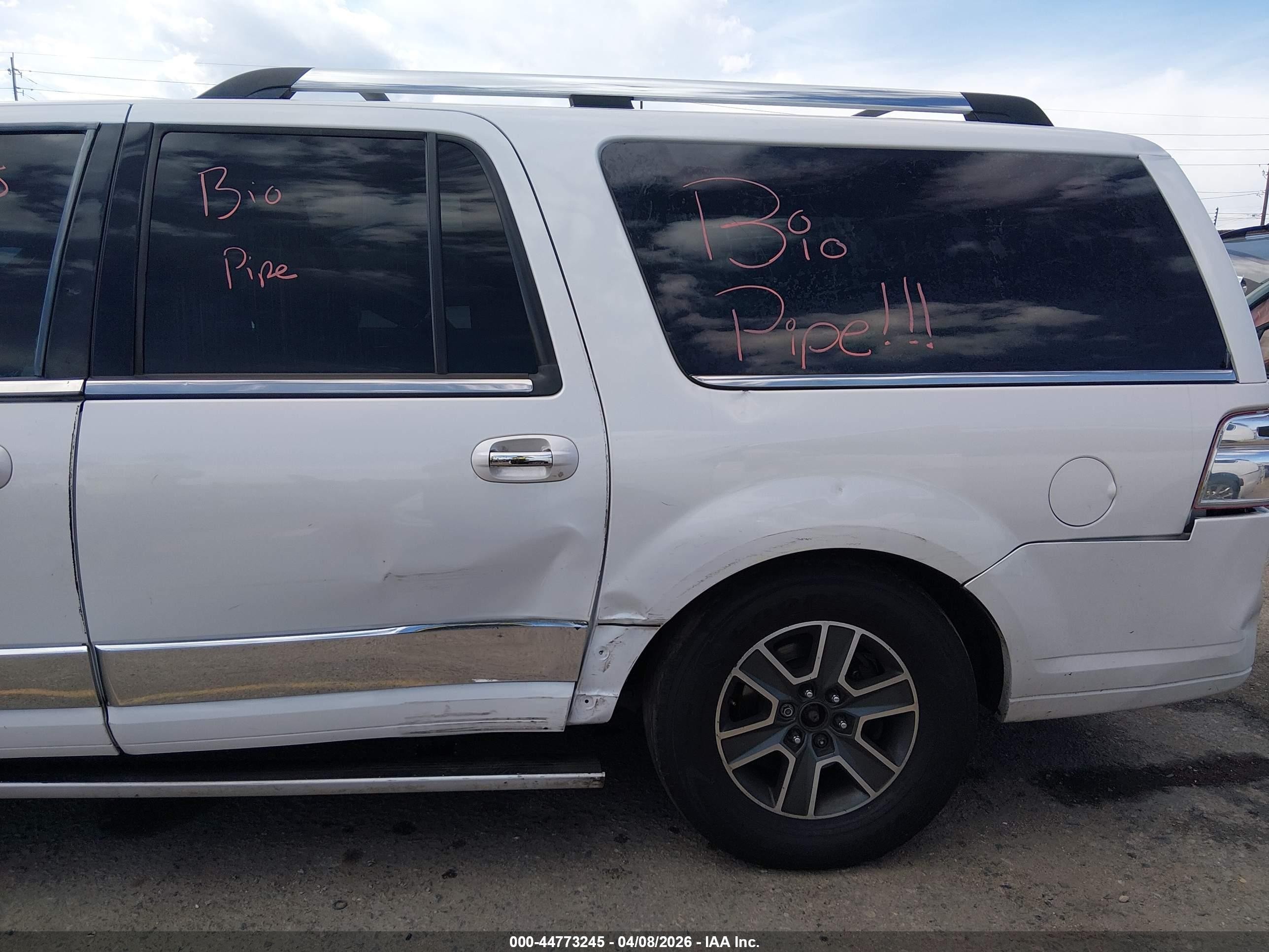 2012 Lincoln Navigator L White vin: 5LMJJ3J52CEL00815