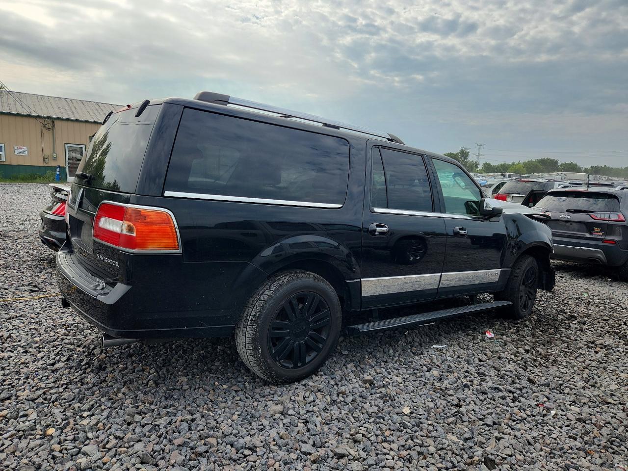 2014 Lincoln Navigator L Black vin: 5LMJJ3J52EEL03216