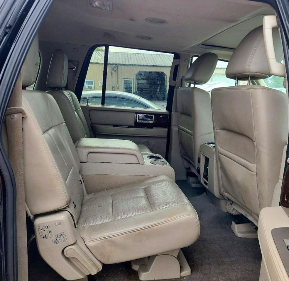 2014 Lincoln Navigator L Black vin: 5LMJJ3J52EEL03216