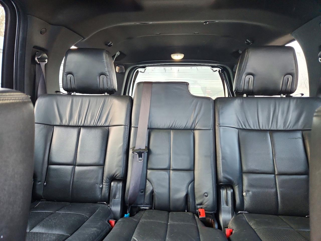 2011 Lincoln Navigator L White vin: 5LMJJ3J53BEJ03599