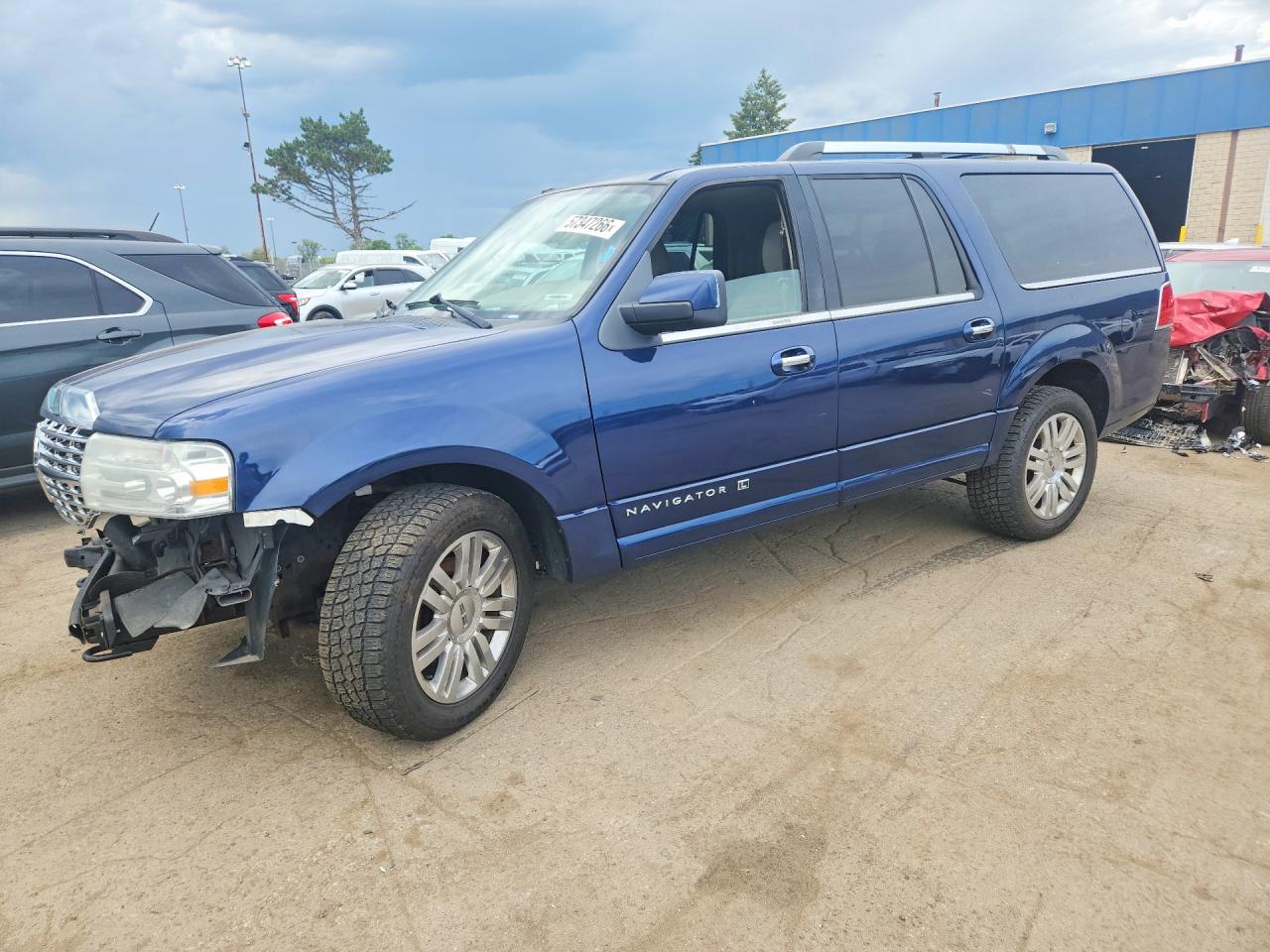 2012 Lincoln Navigator L Blue vin: 5LMJJ3J53CEL01651