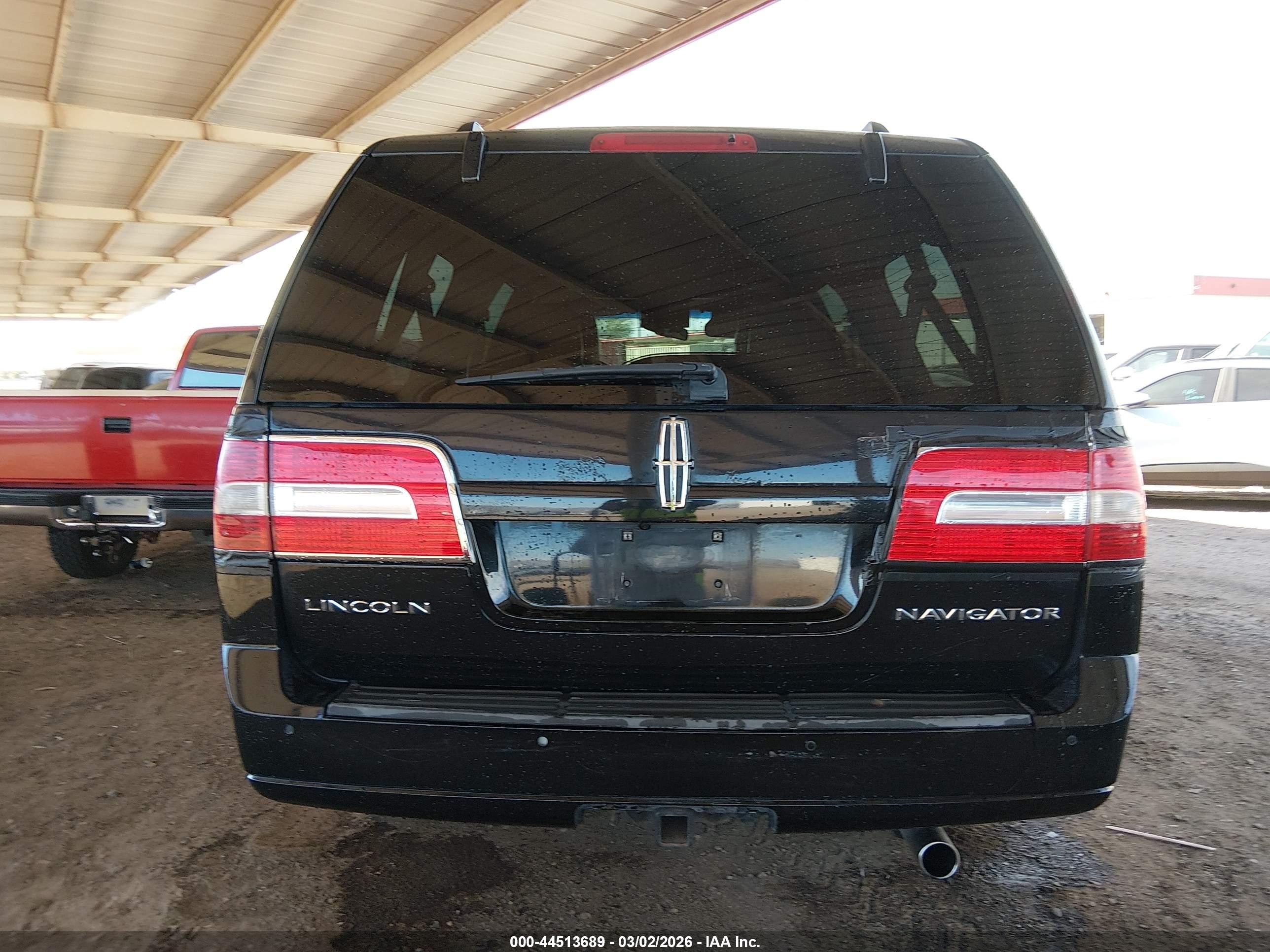 2010 Lincoln Navigator L   Black vin: 5LMJJ3J55AEJ02369