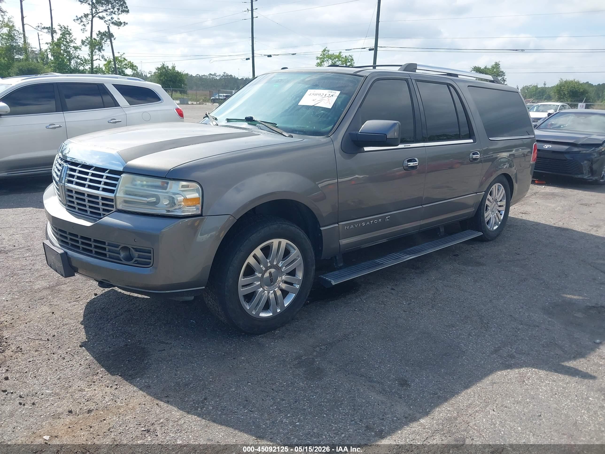 2013 Lincoln Navigator L   Gray vin: 5LMJJ3J56DEL07834