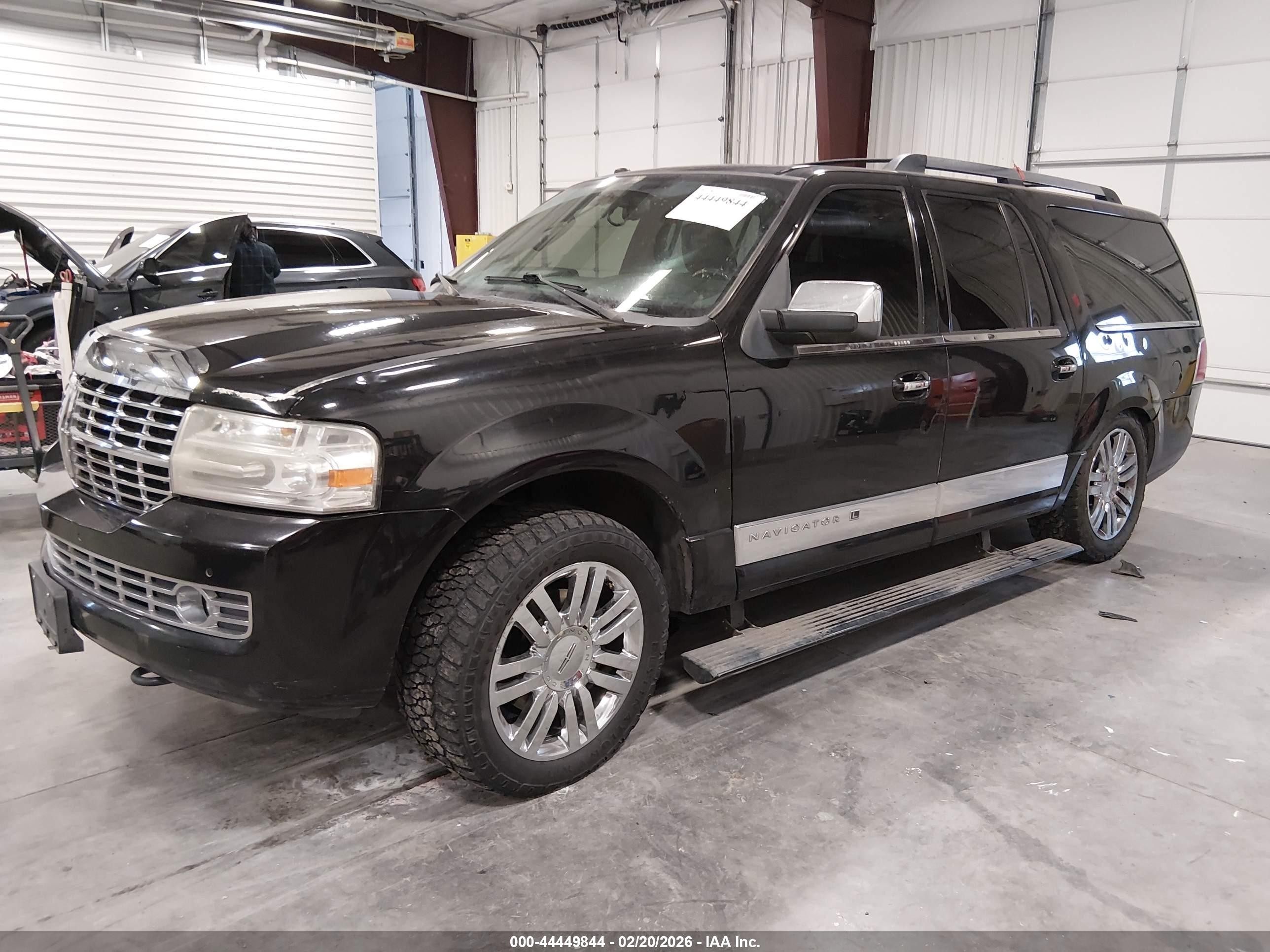 2010 Lincoln Navigator L   Black vin: 5LMJJ3J57AEJ07458