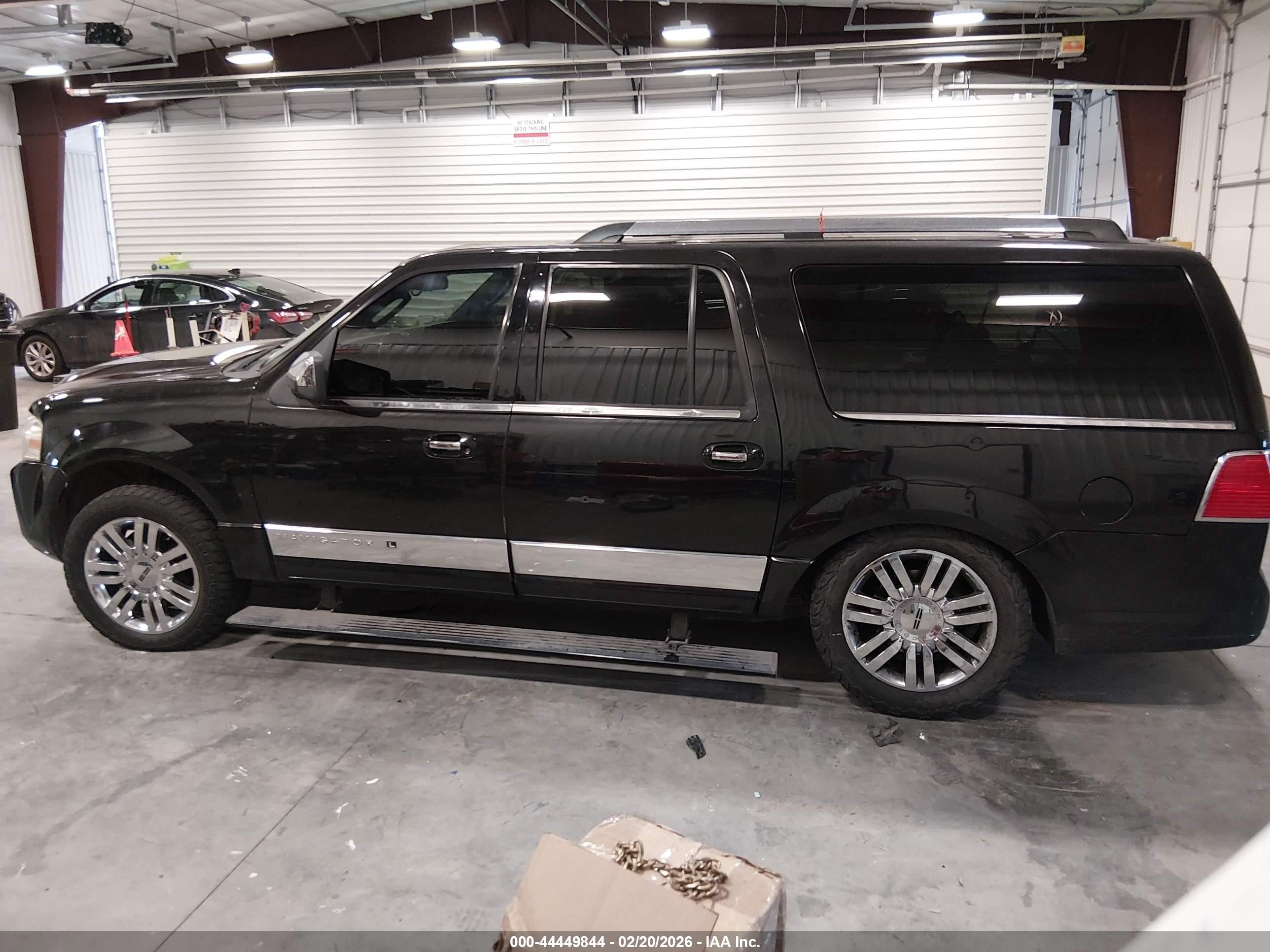 2010 Lincoln Navigator L   Black vin: 5LMJJ3J57AEJ07458