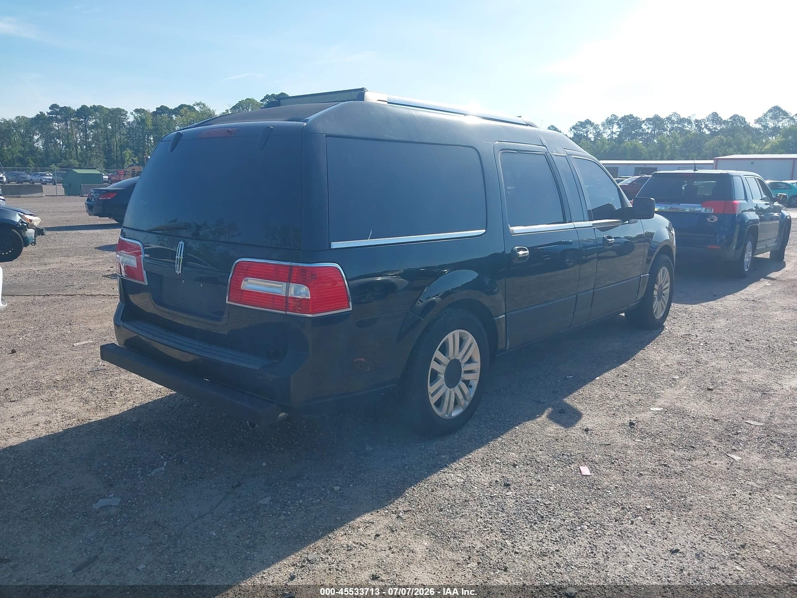 2014 Lincoln Navigator L Black vin: 5LMJJ3J57EEL03230