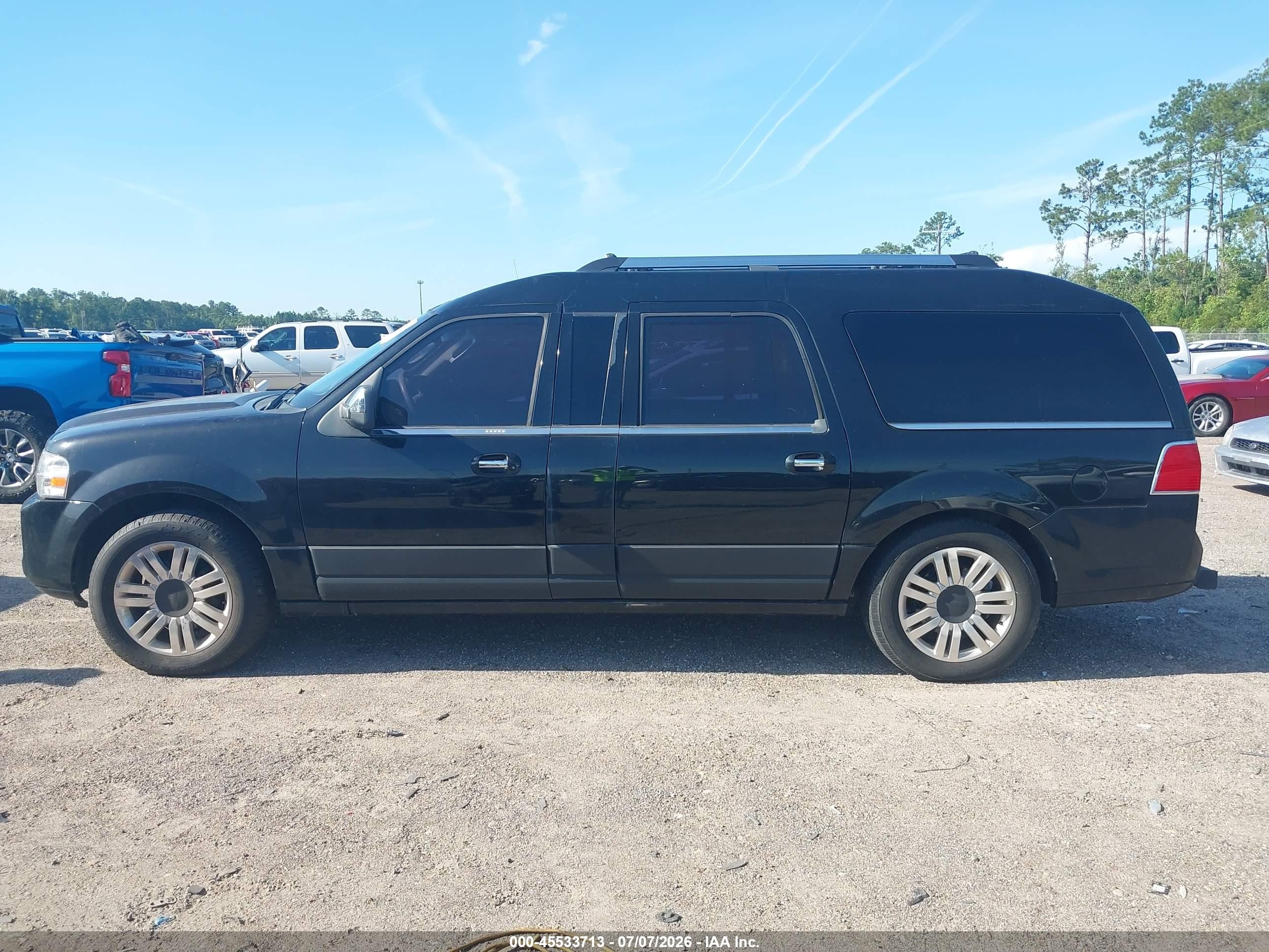 2014 Lincoln Navigator L Black vin: 5LMJJ3J57EEL03230