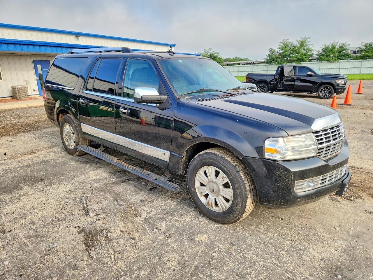 2014 Lincoln Navigator L Black vin: 5LMJJ3J57EEL06385