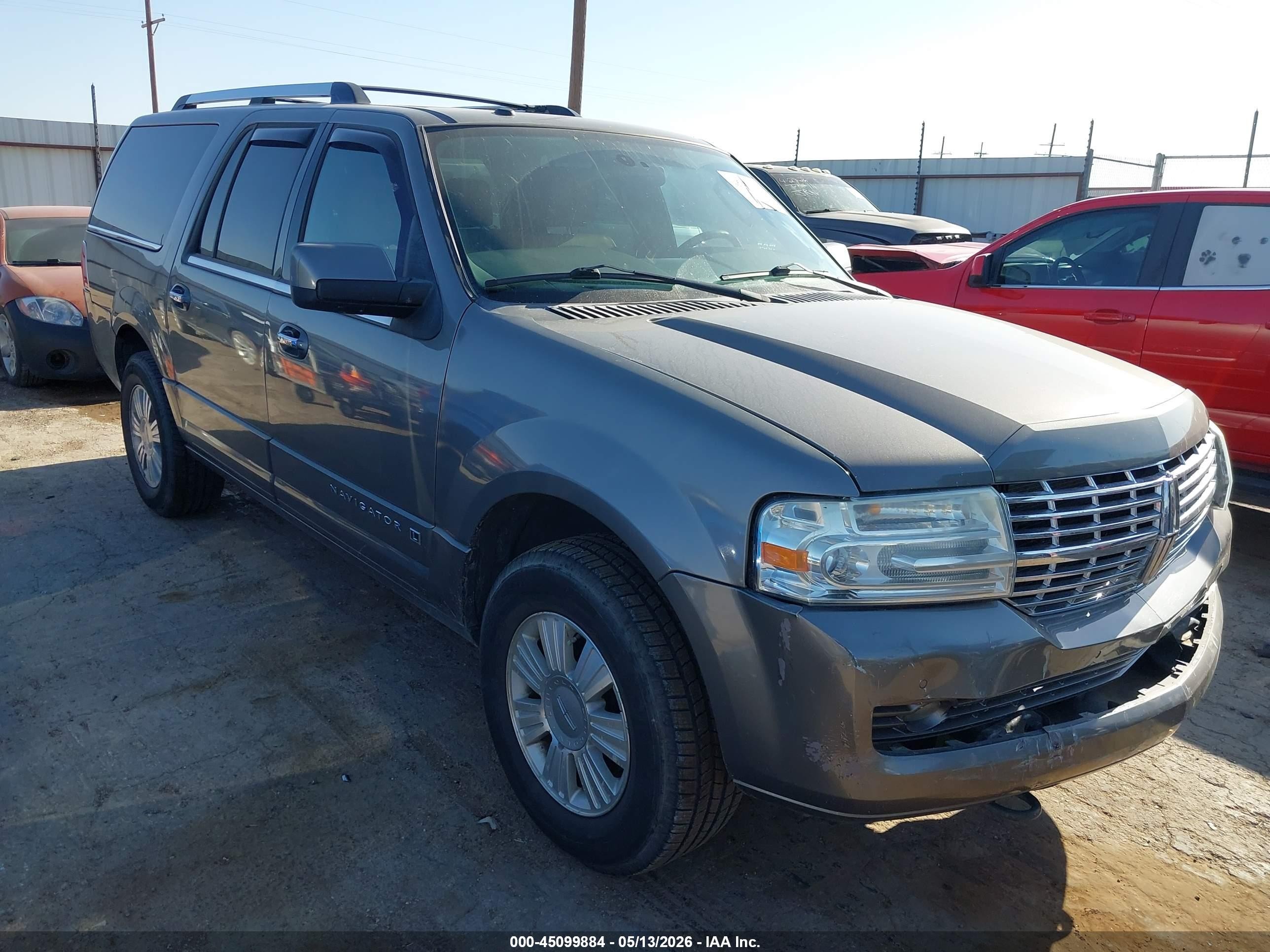 2011 Lincoln Navigator L   Gray vin: 5LMJJ3J59BEJ04739