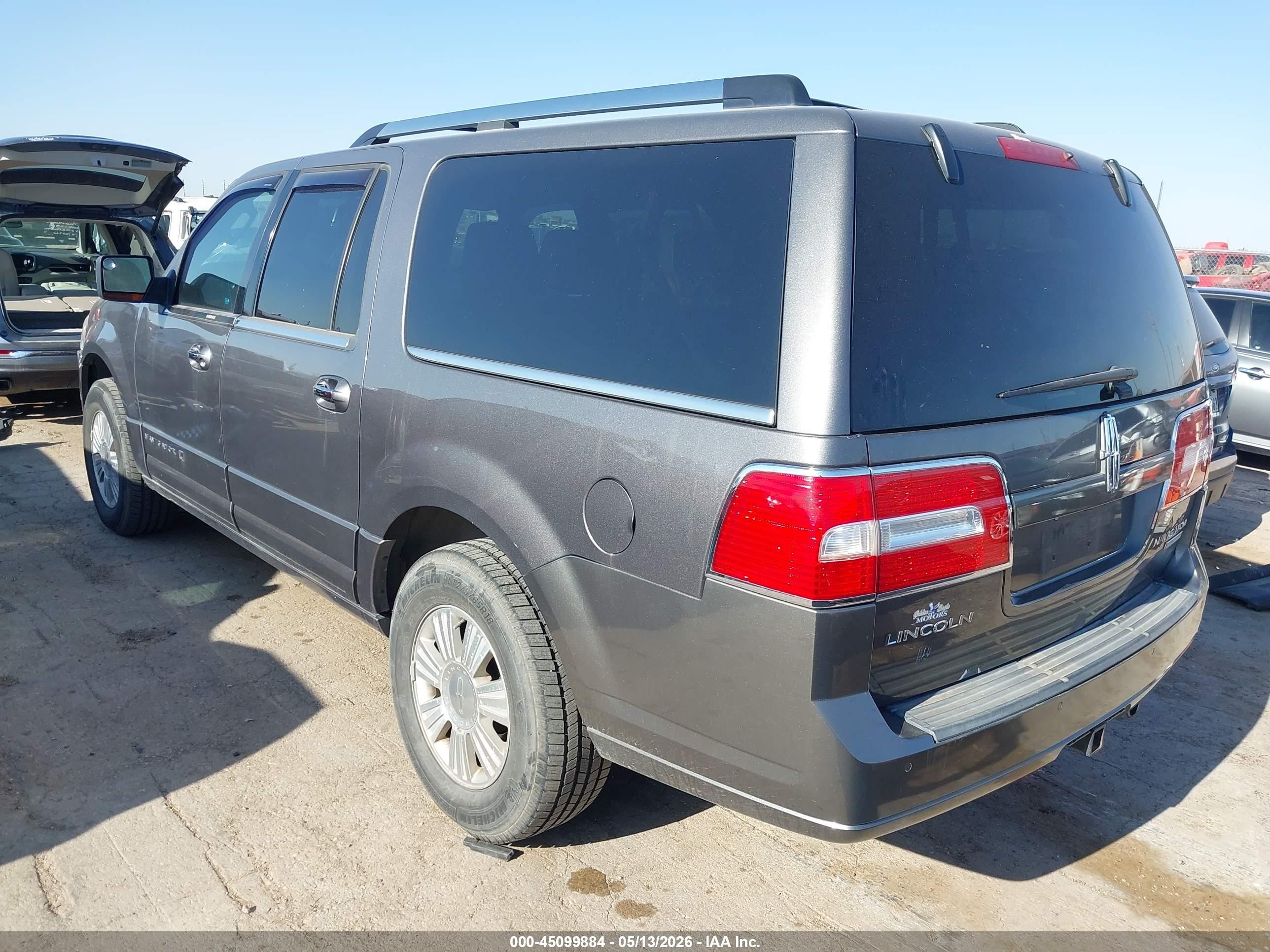 2011 Lincoln Navigator L   Gray vin: 5LMJJ3J59BEJ04739