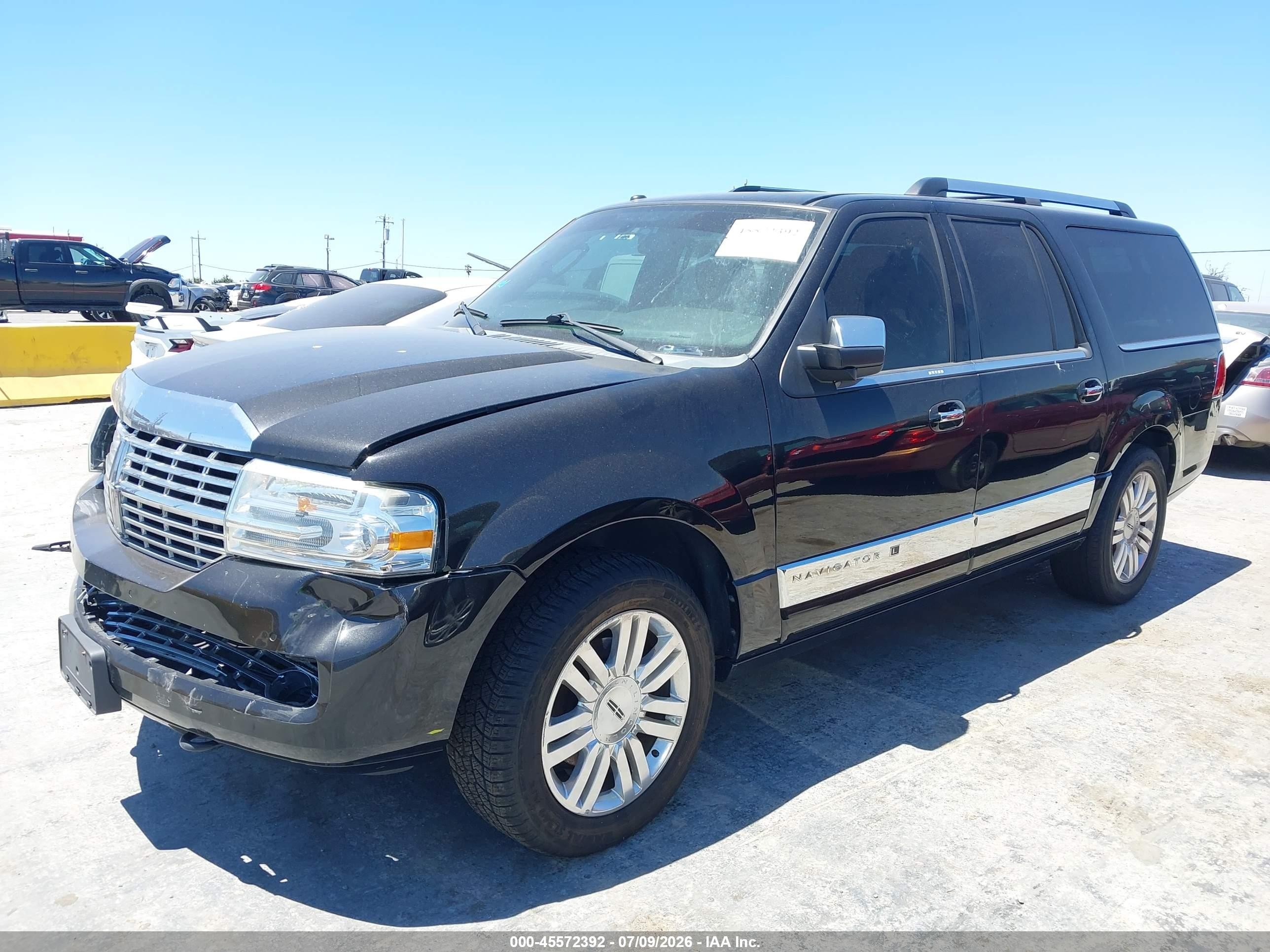 2014 Lincoln Navigator L   Черный vin: 5LMJJ3J59EEL05710