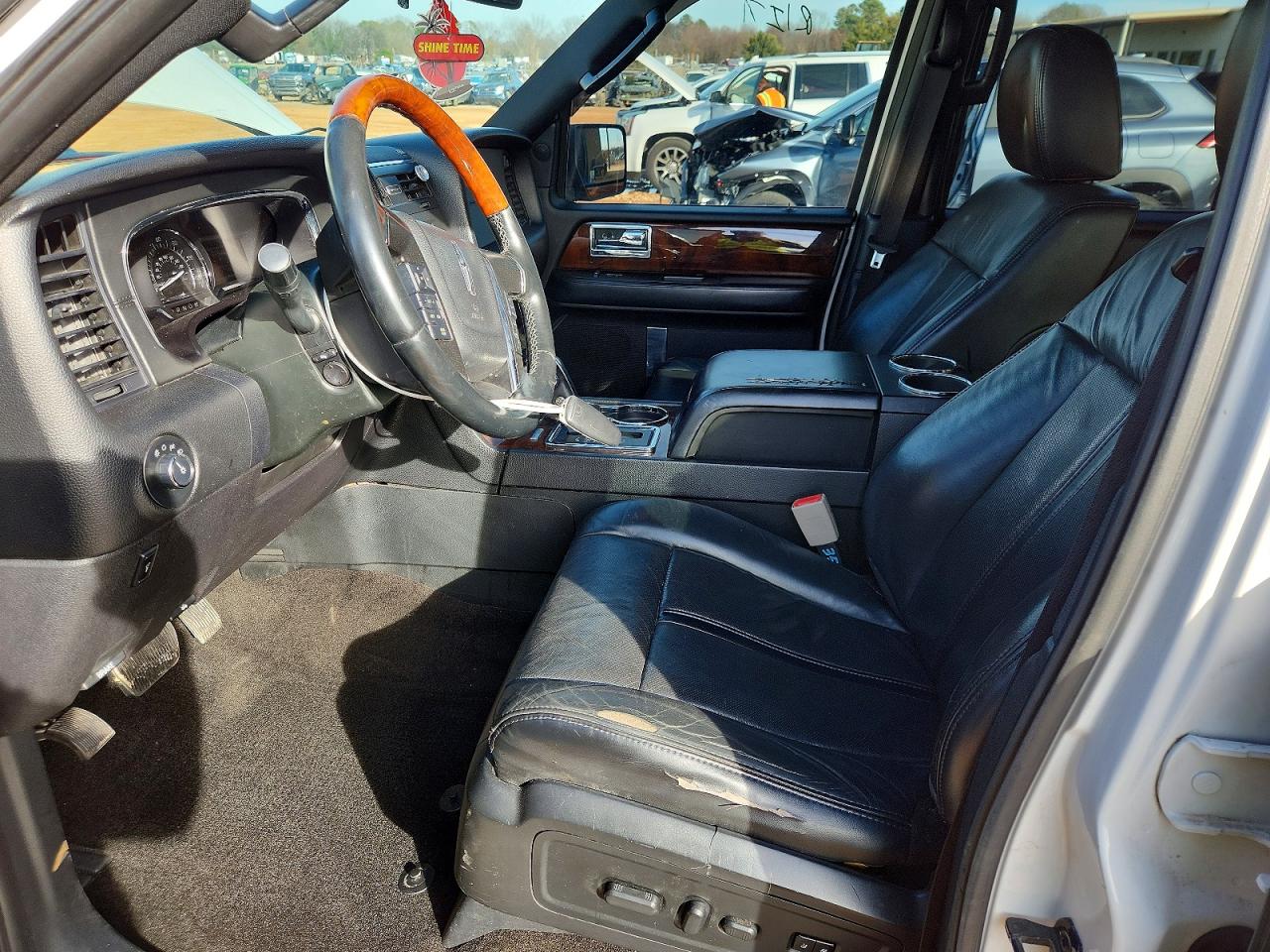 2015 Lincoln Navigator L Белый vin: 5LMJJ3JT0FEJ00910