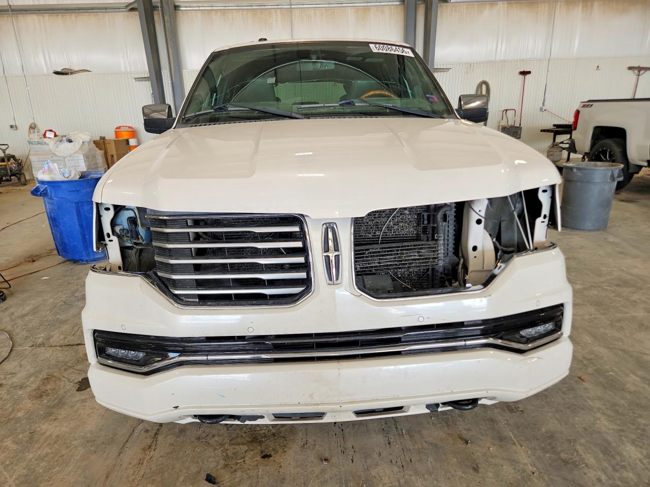 2015 Lincoln Navigator L White vin: 5LMJJ3JT0FEJ12412