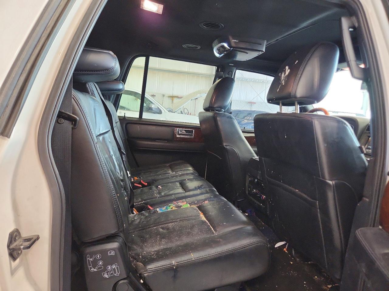 2015 Lincoln Navigator L White vin: 5LMJJ3JT0FEJ12412