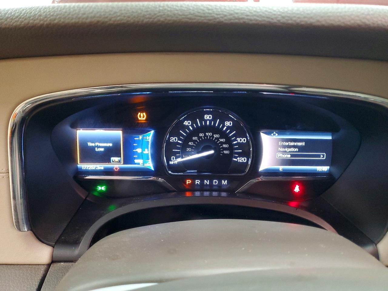 2015 Lincoln Navigator L Burgundy vin: 5LMJJ3JT8FEJ00203