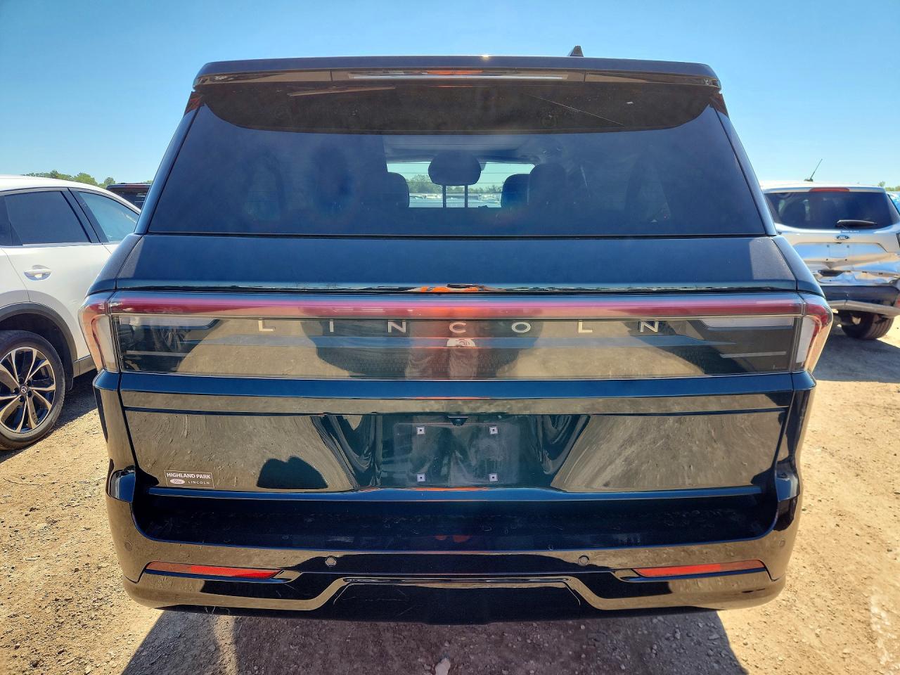 2025 Lincoln Navigator L Reserve Black vin: 5LMJJ3LG5SEL13958
