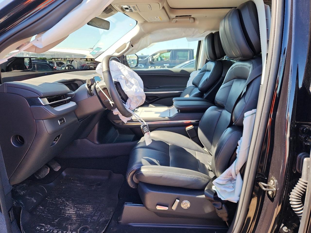 2025 Lincoln Navigator L Reserve Black vin: 5LMJJ3LG5SEL13958