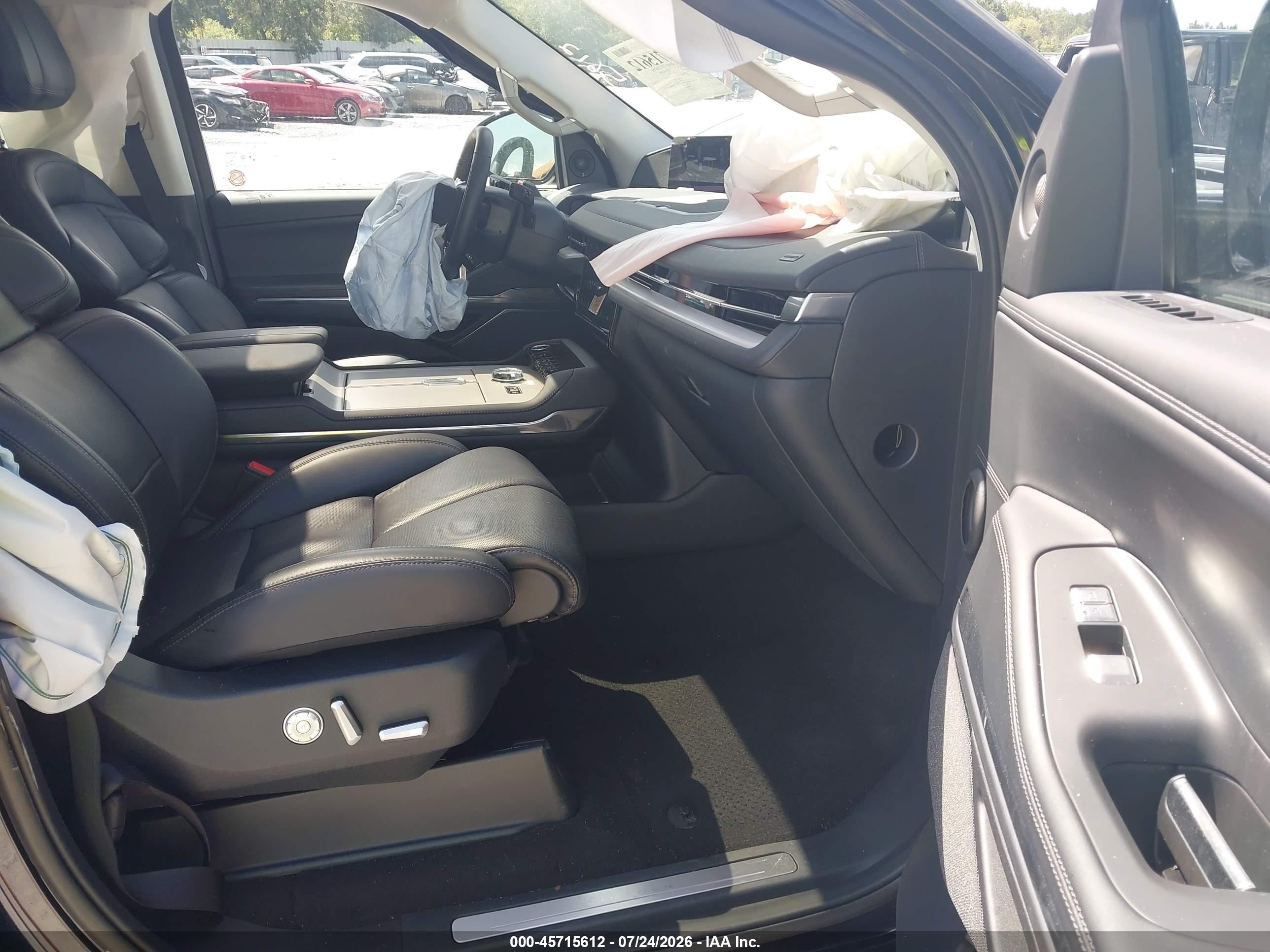 2026 Lincoln Navigator Reserve L Black vin: 5LMJJ3LG5TEL01505