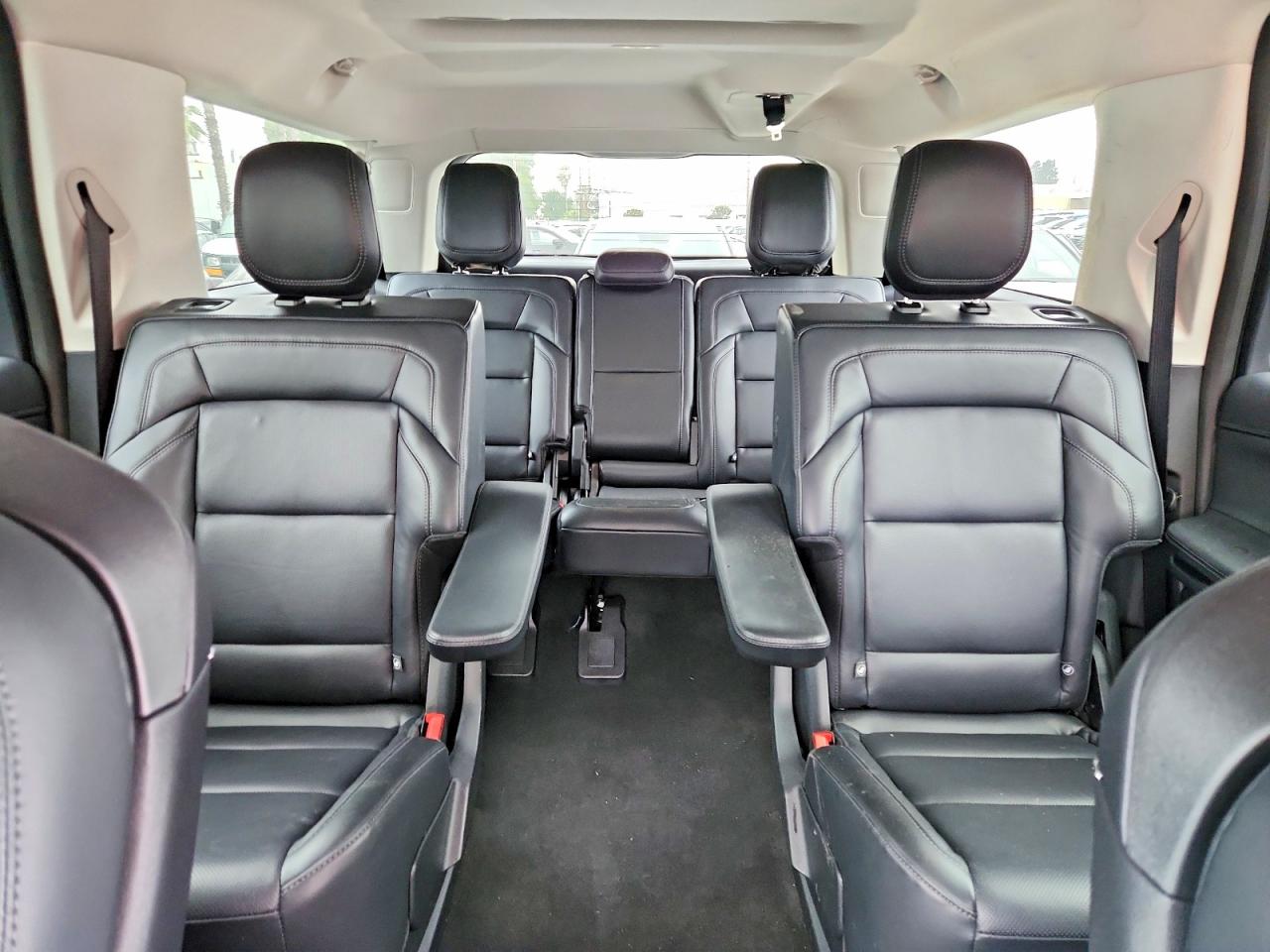 2025 Lincoln Navigator L Reserve Blue vin: 5LMJJ3LG6SEL06176