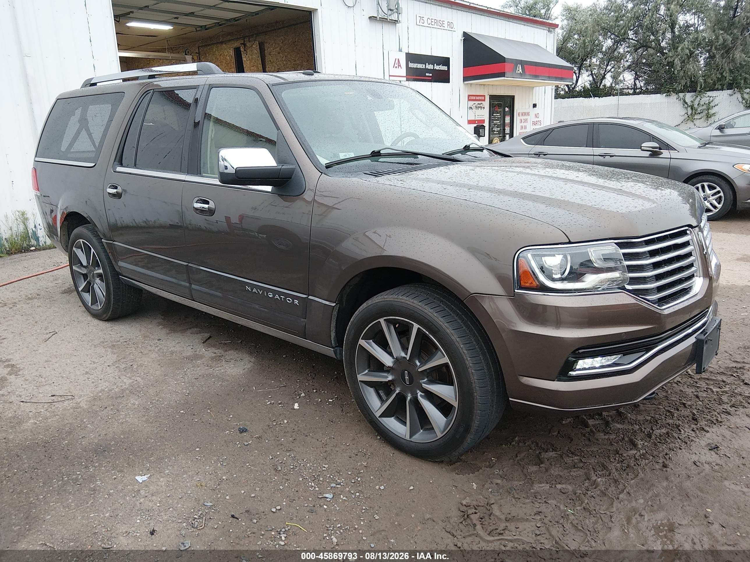 2017 Lincoln Navigator L Reserve Brown vin: 5LMJJ3LT7HEL13384