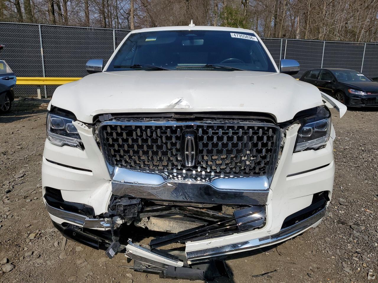 2022 Lincoln Navigator L Black Label White vin: 5LMJJ3TT2NEL08413