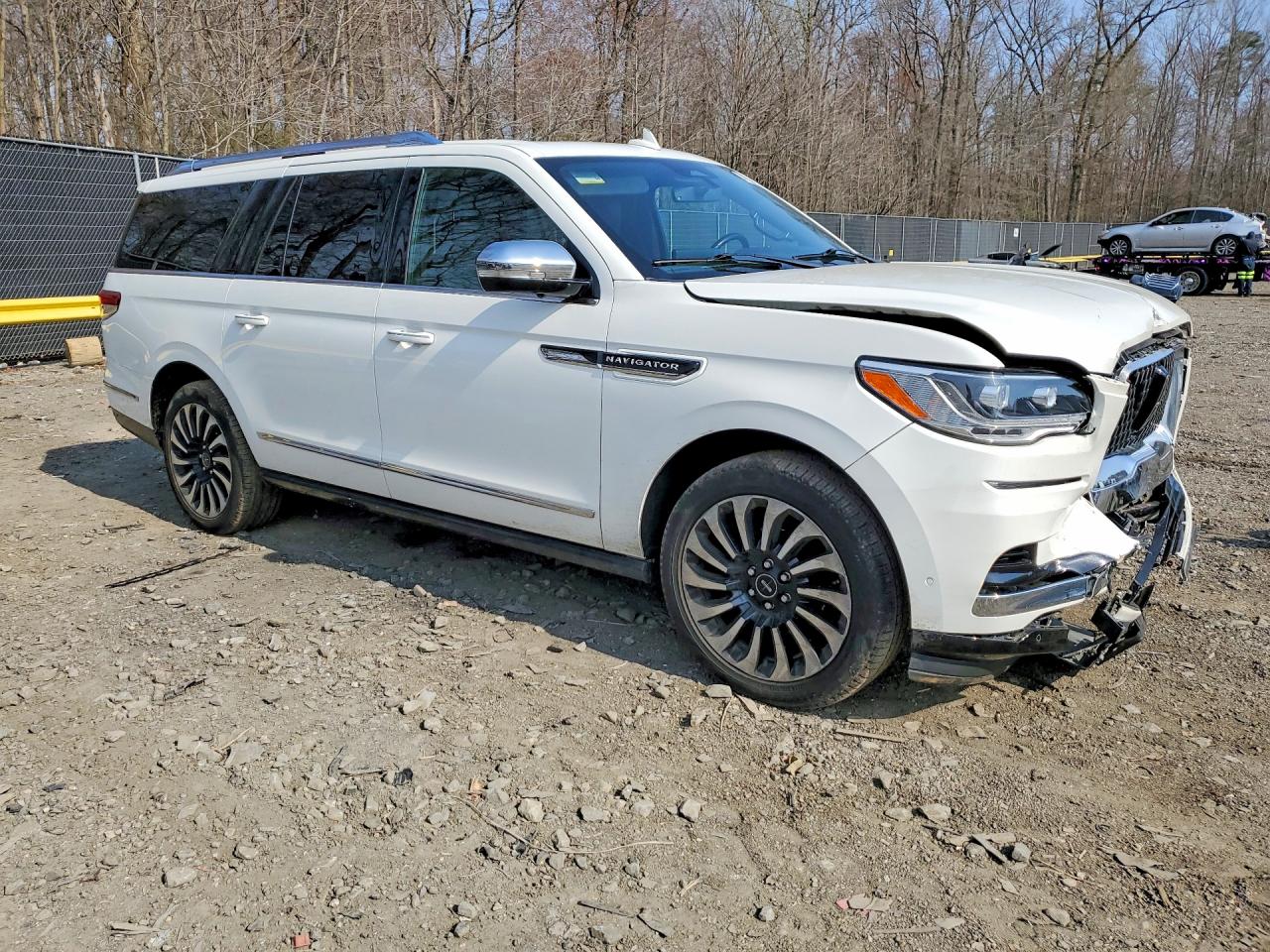2022 Lincoln Navigator L Black Label White vin: 5LMJJ3TT2NEL08413