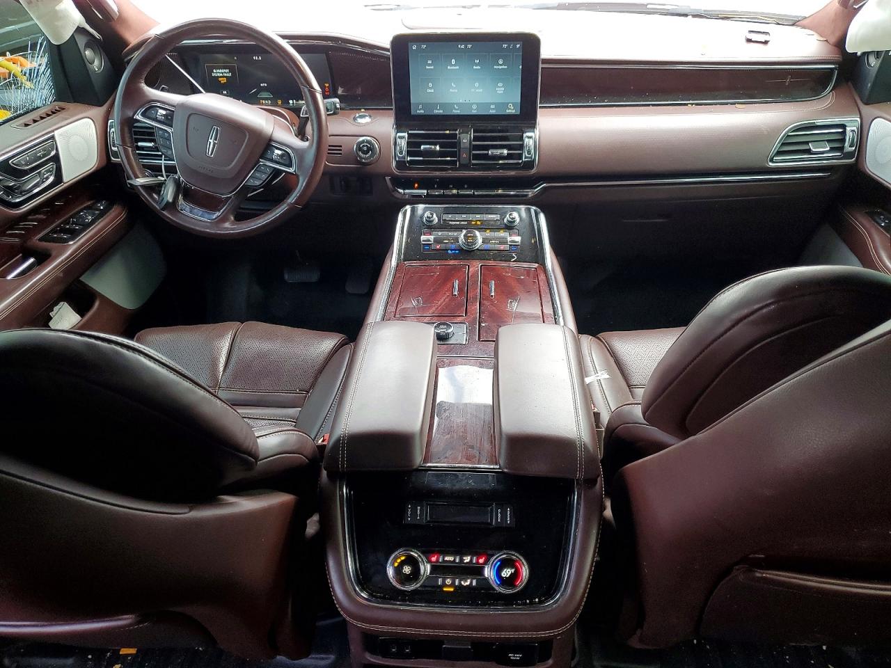 2020 Lincoln Navigator L Black Label White vin: 5LMJJ3TT9LEL08521