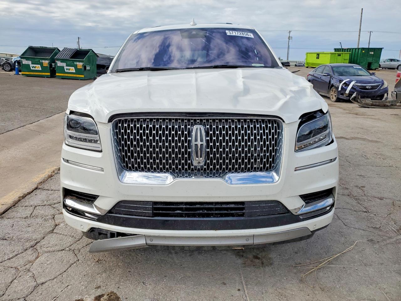 2020 Lincoln Navigator L Black Label White vin: 5LMJJ3TT9LEL08521