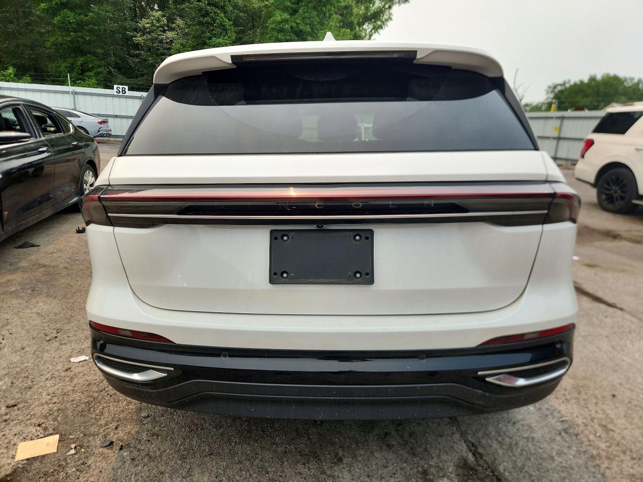 2024 Lincoln Nautilus Premiere White vin: 5LMPJ8JA7RJ824434