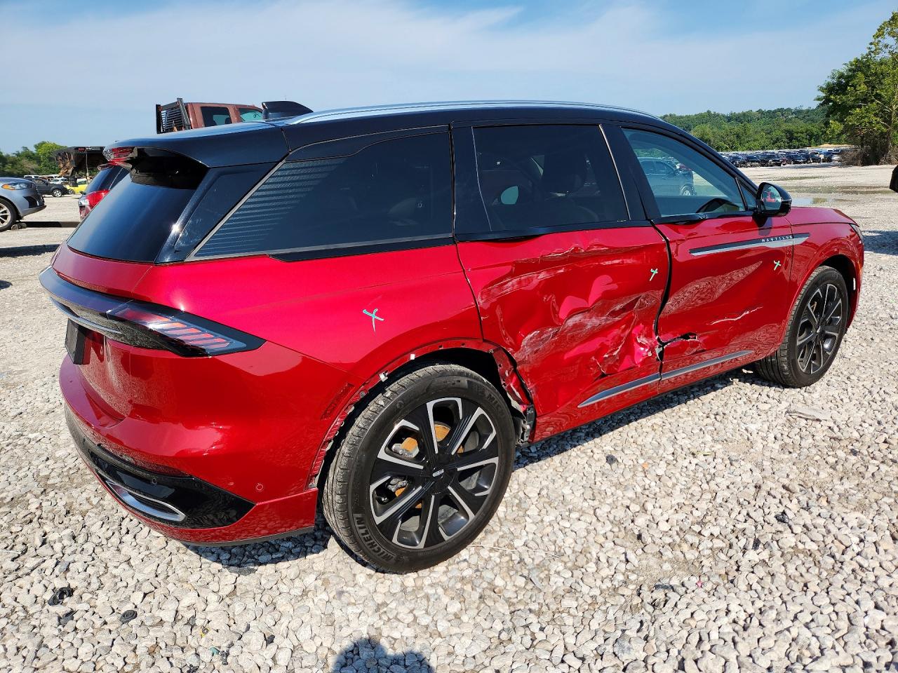 2024 Lincoln Nautilus Reserve Red vin: 5LMPJ8KA1RJ831510