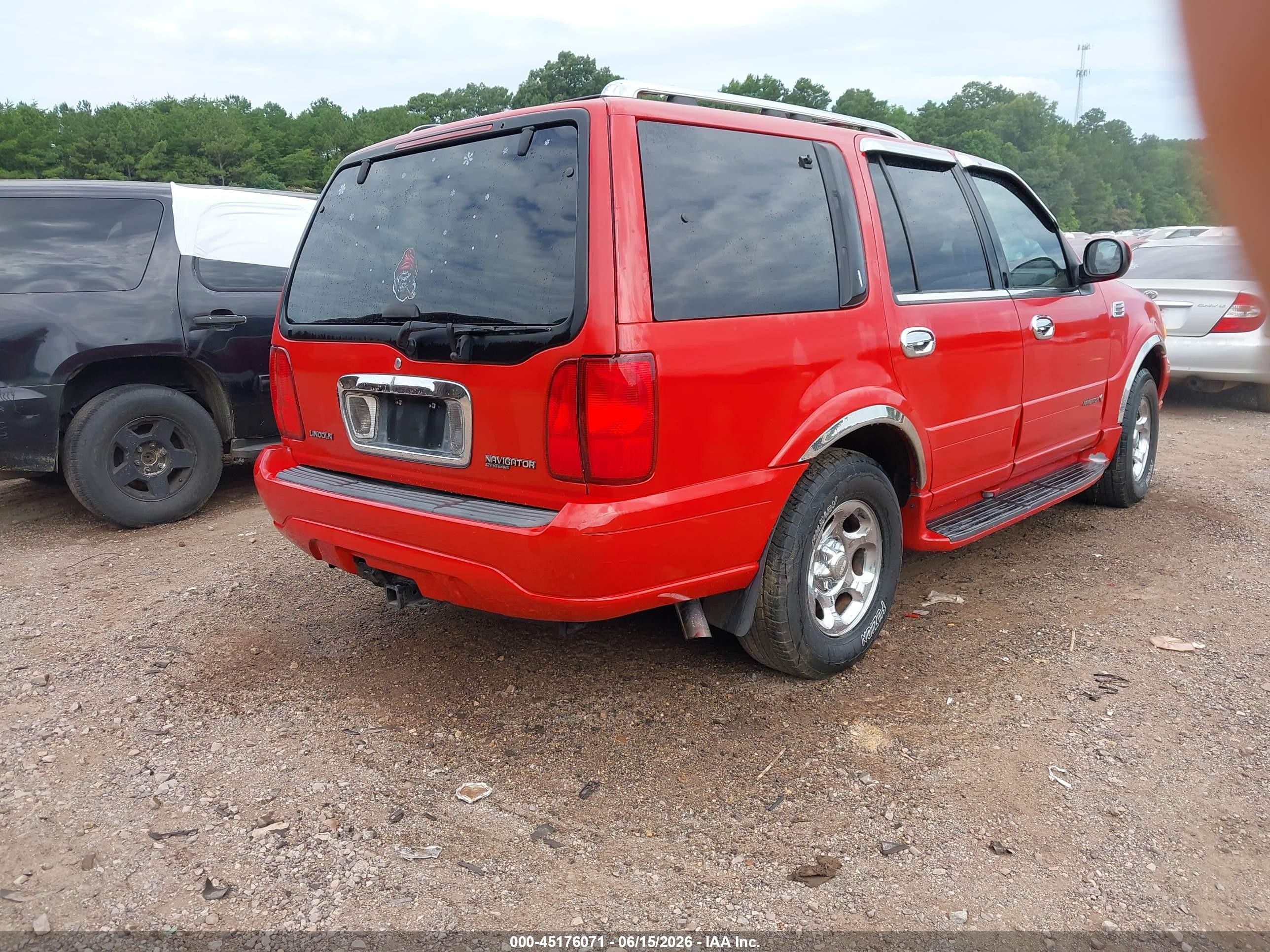 2000 Lincoln Navigator   Red vin: 5LMPU28A0YLJ10741