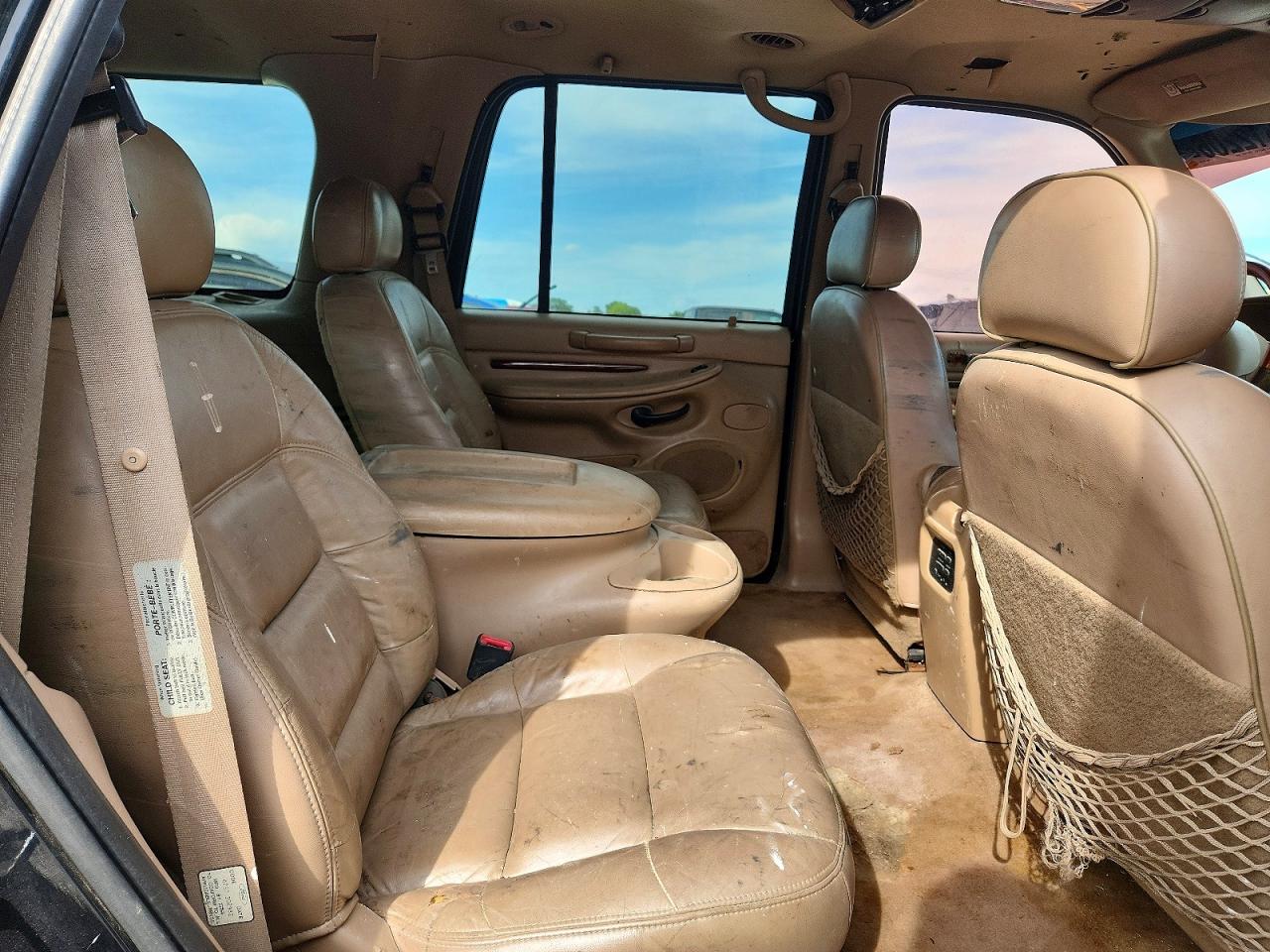 1998 Lincoln Navigator Black vin: 5LMPU28L6WLJ61224