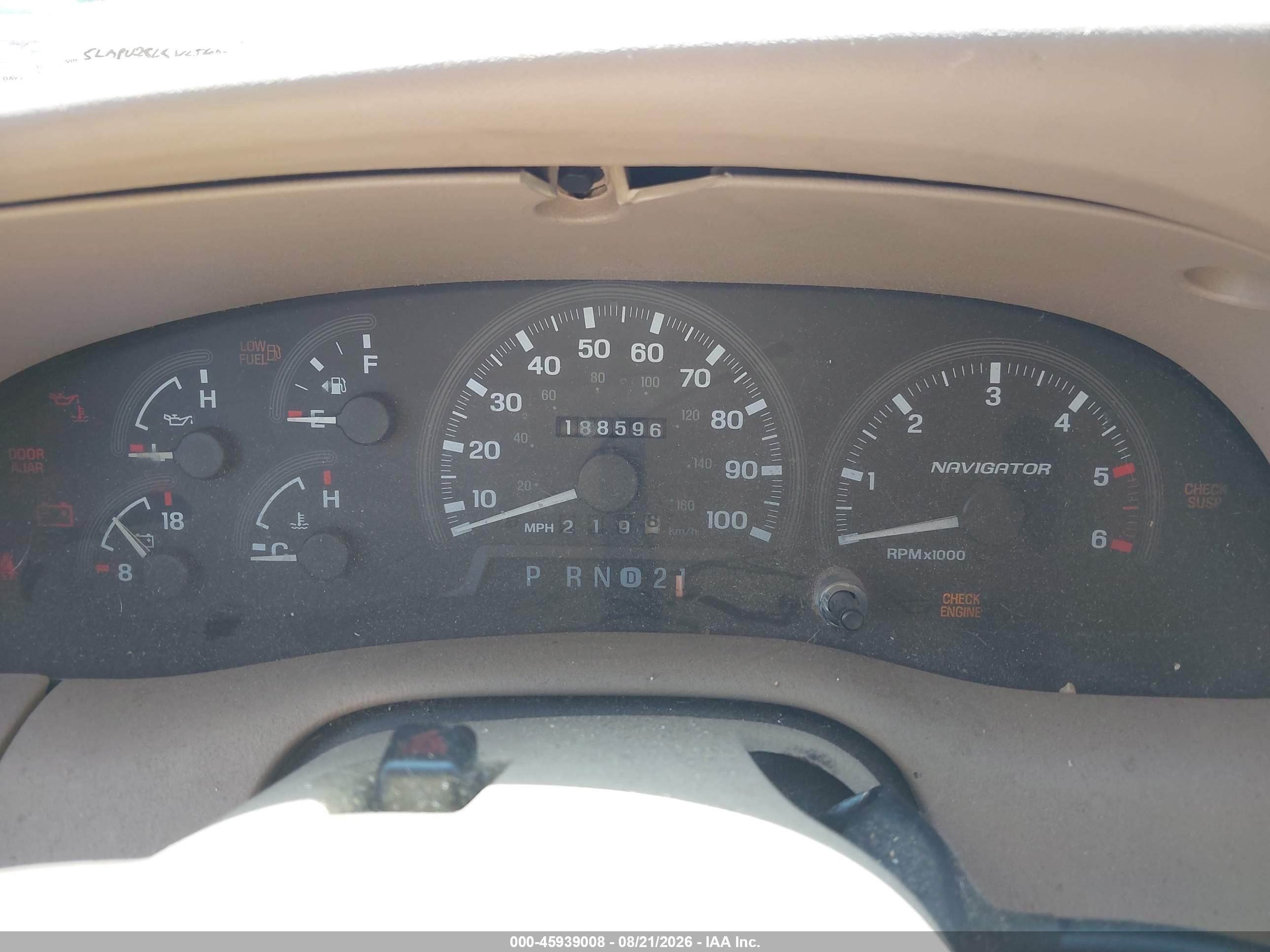 1998 Lincoln Navigator   Red vin: 5LMPU28L8WLJ60043