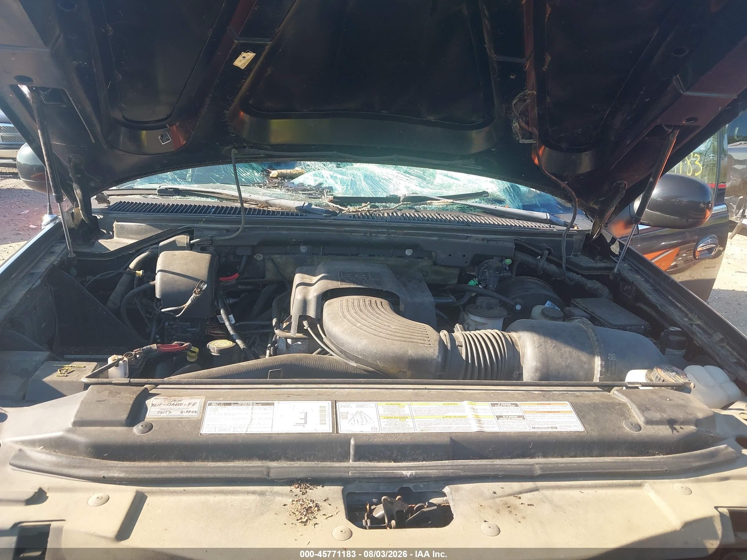 1999 Lincoln Navigator   Black vin: 5LMPU28L9XLJ06994