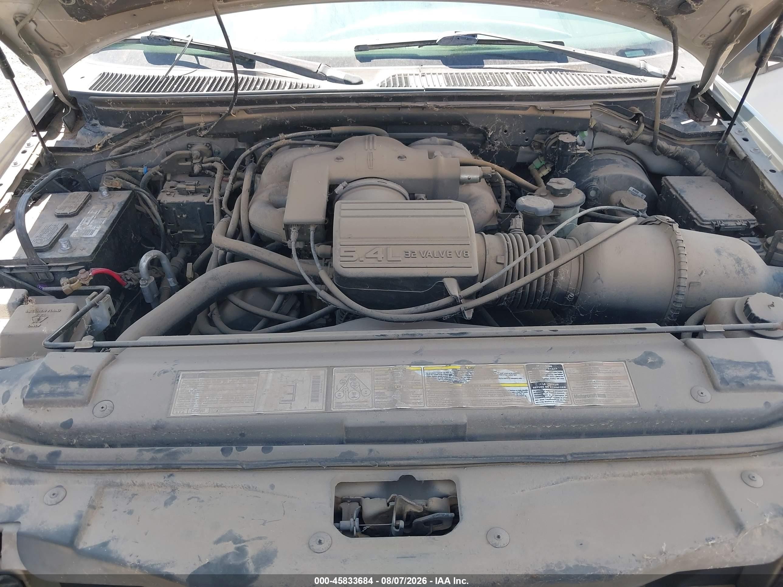 2000 Lincoln Navigator   Серебряный vin: 5LMRU27AXYLJ11048