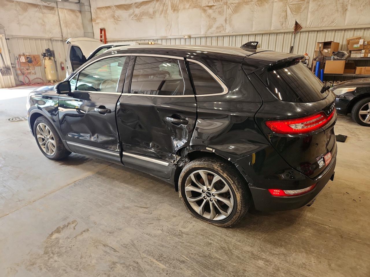 2015 Lincoln Mkc Черный vin: 5LMTJ2AH0FUJ04203