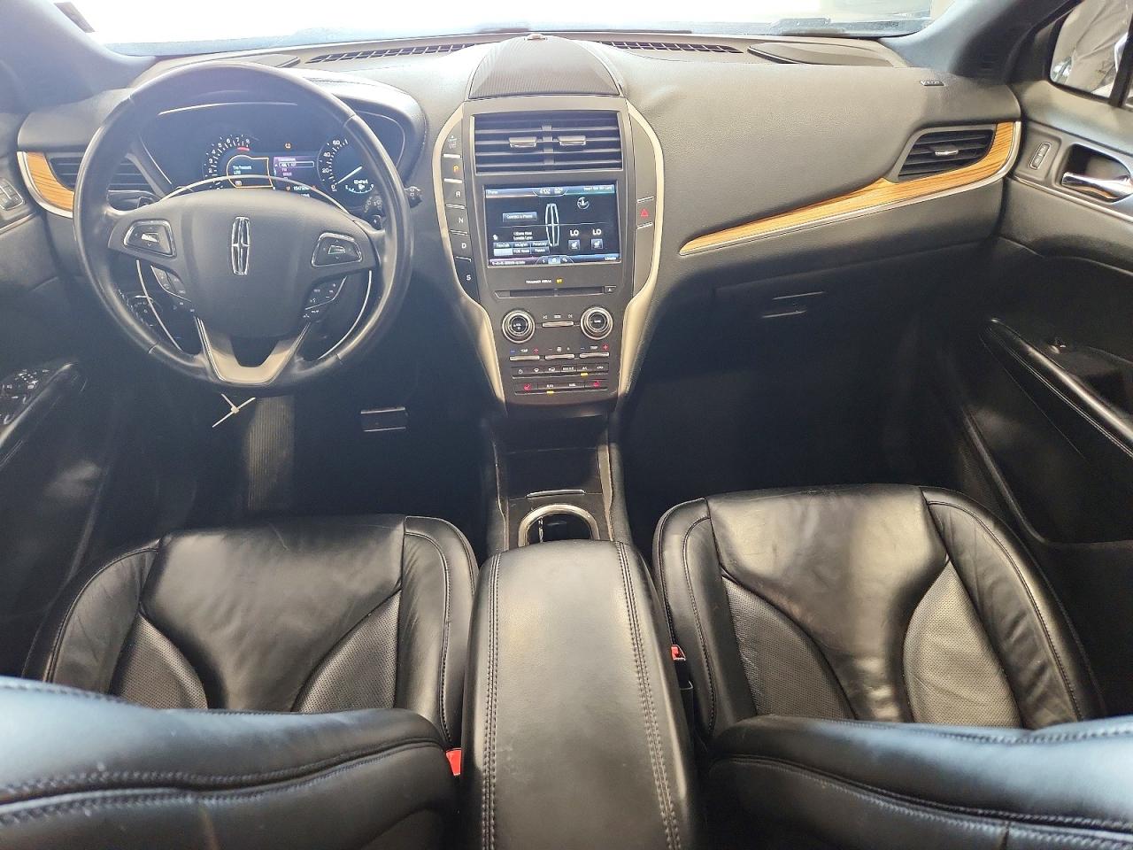 2015 Lincoln Mkc Черный vin: 5LMTJ2AH0FUJ04203