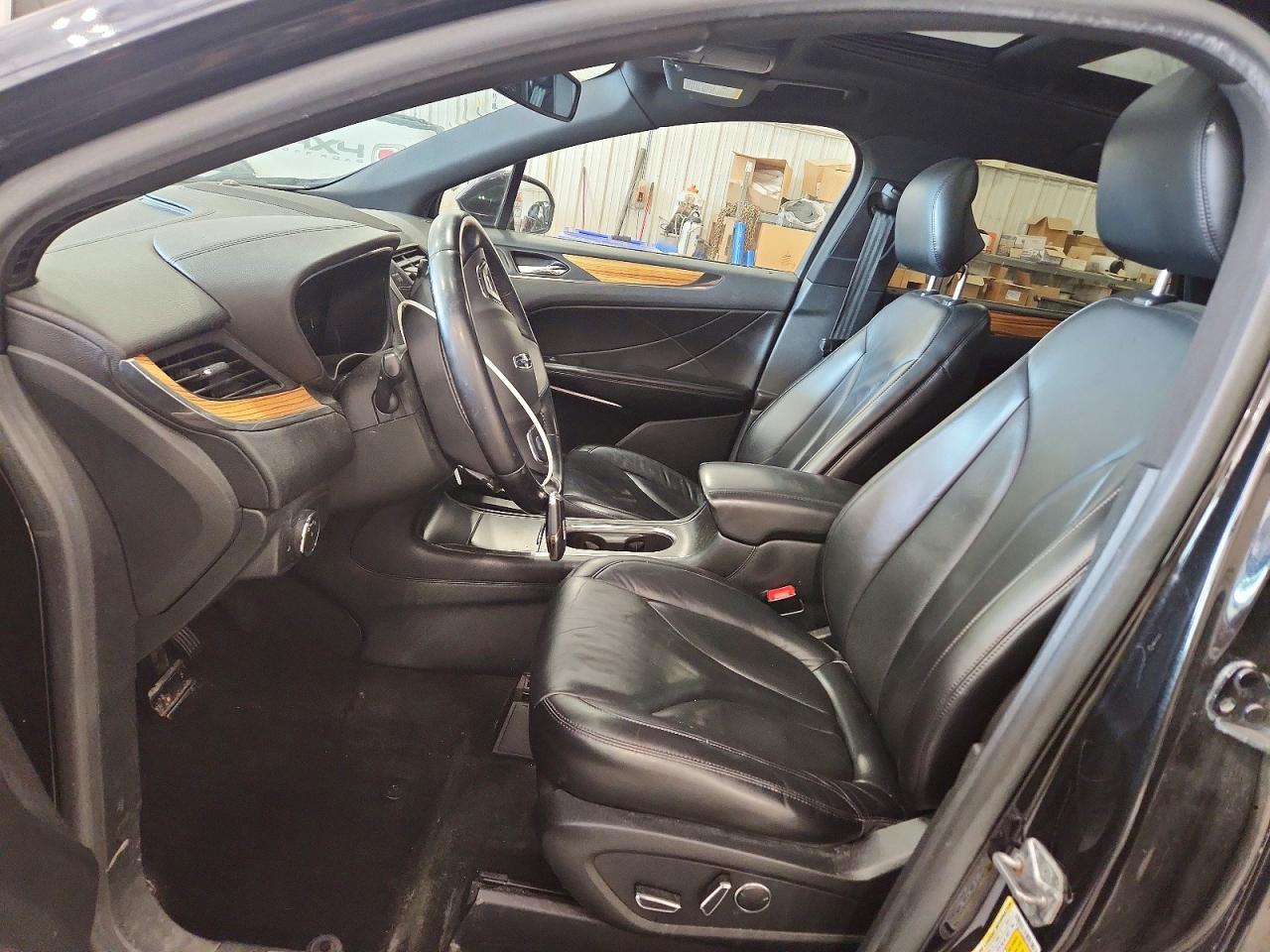 2015 Lincoln Mkc Черный vin: 5LMTJ2AH0FUJ04203