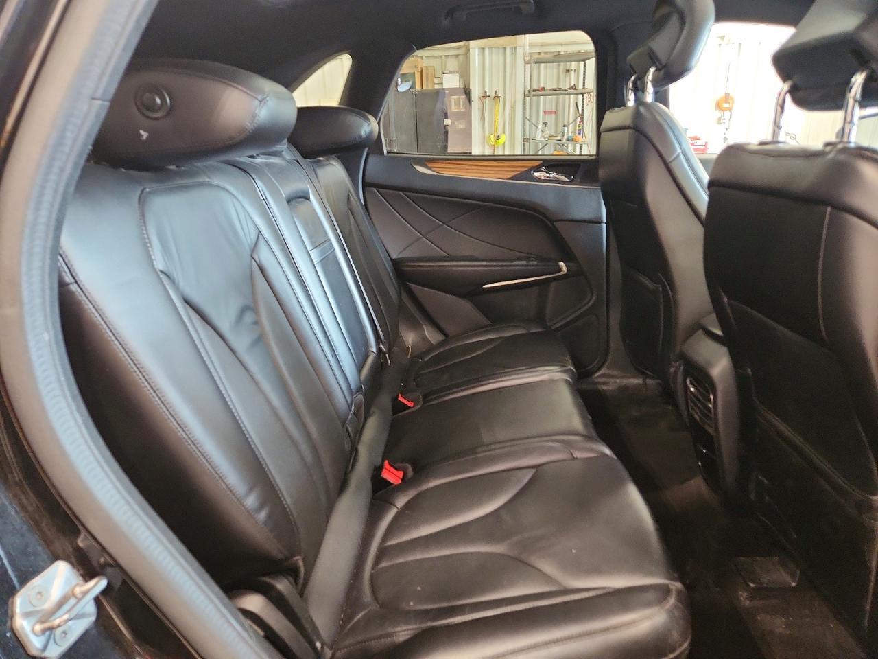 2015 Lincoln Mkc Черный vin: 5LMTJ2AH0FUJ04203