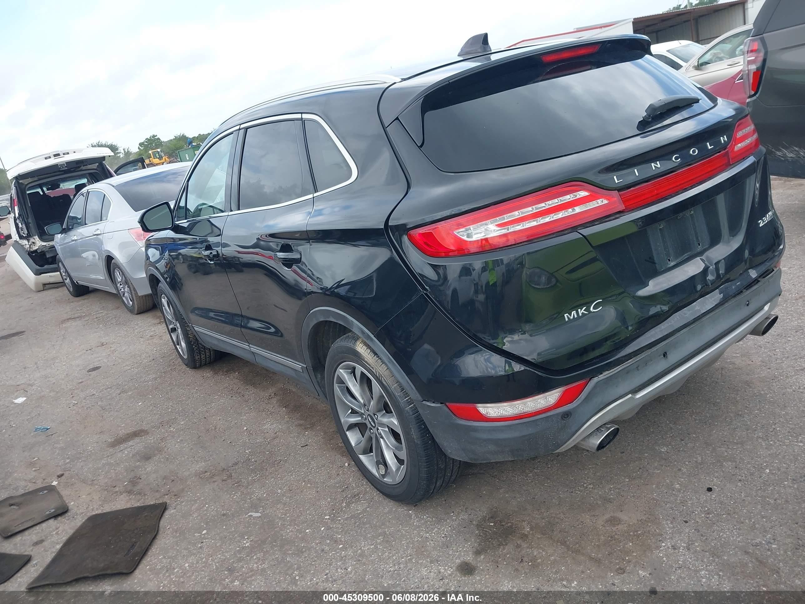 2015 Lincoln Mkc   Black vin: 5LMTJ2AH0FUJ10079
