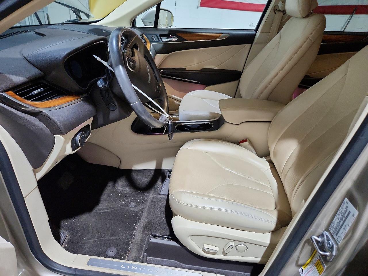 2015 Lincoln Mkc Желто-коричневый vin: 5LMTJ2AH1FUJ07126