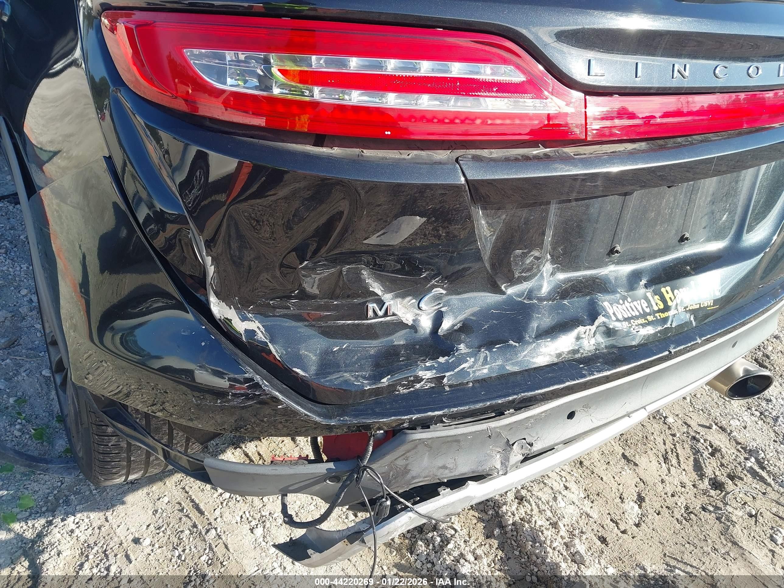 2015 Lincoln Mkc Черный vin: 5LMTJ2AH1FUJ09345