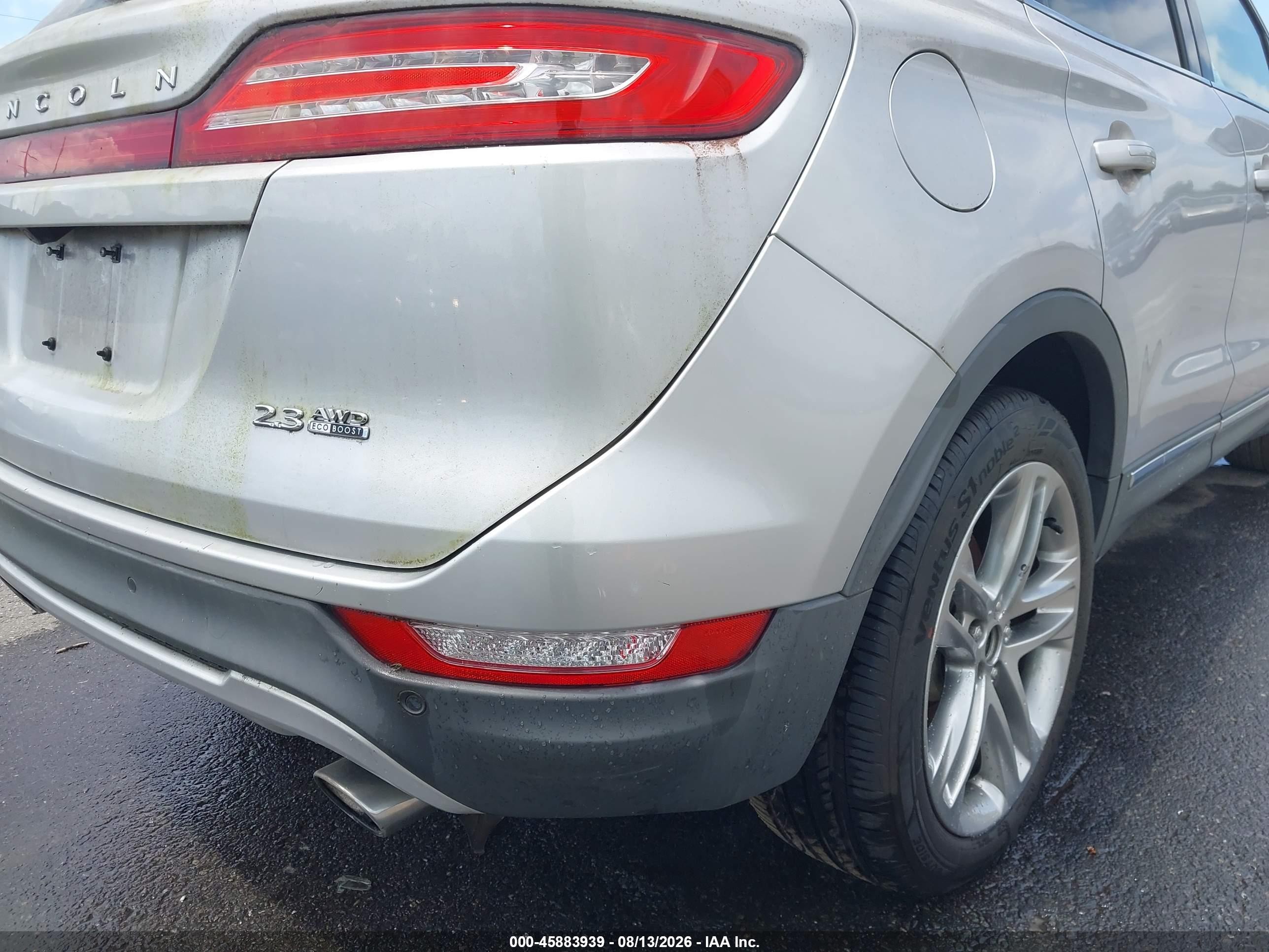 2015 Lincoln Mkc   Silver vin: 5LMTJ2AH1FUJ26081