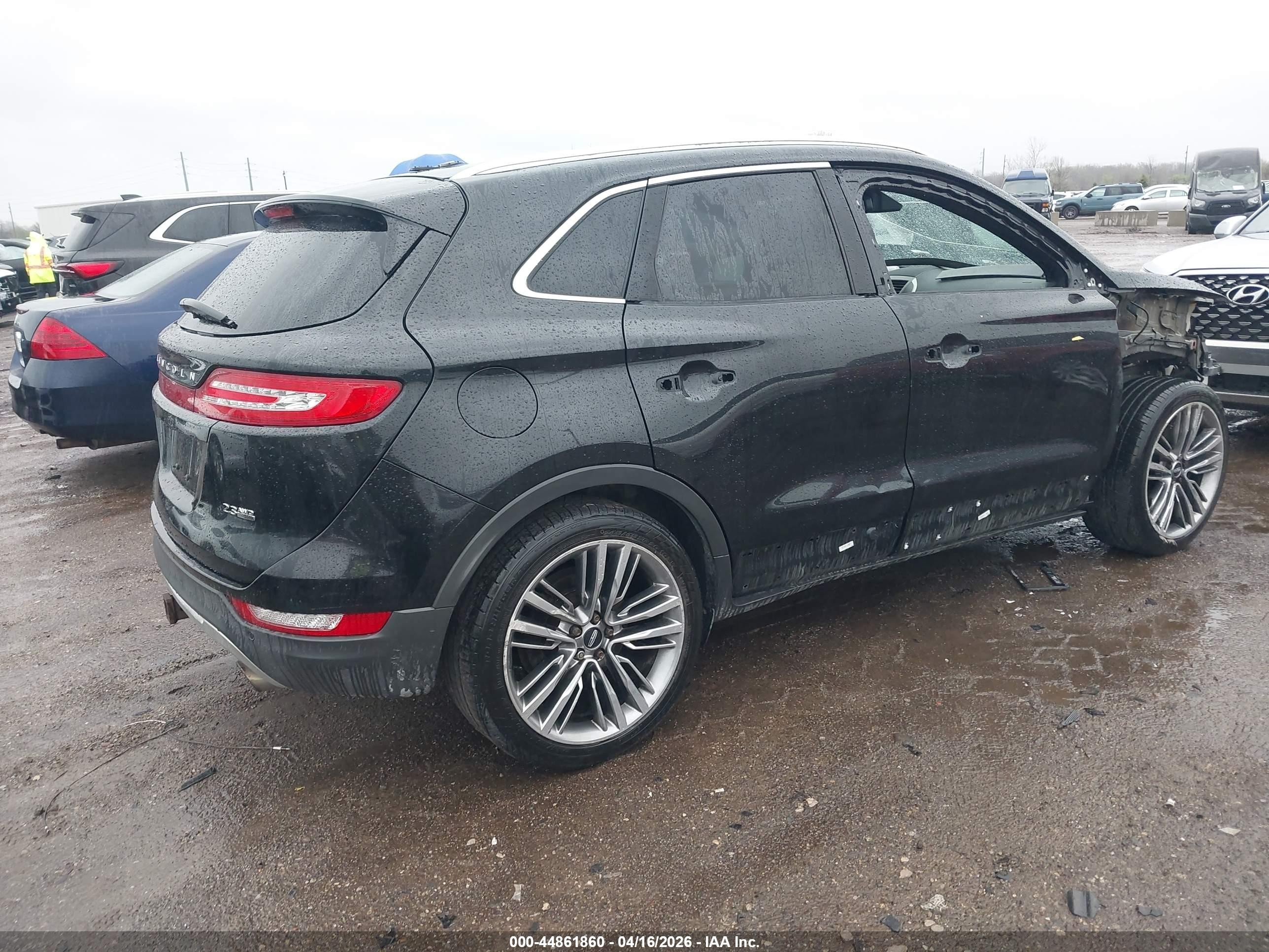 2015 Lincoln Mkc   Black vin: 5LMTJ2AH1FUJ26212