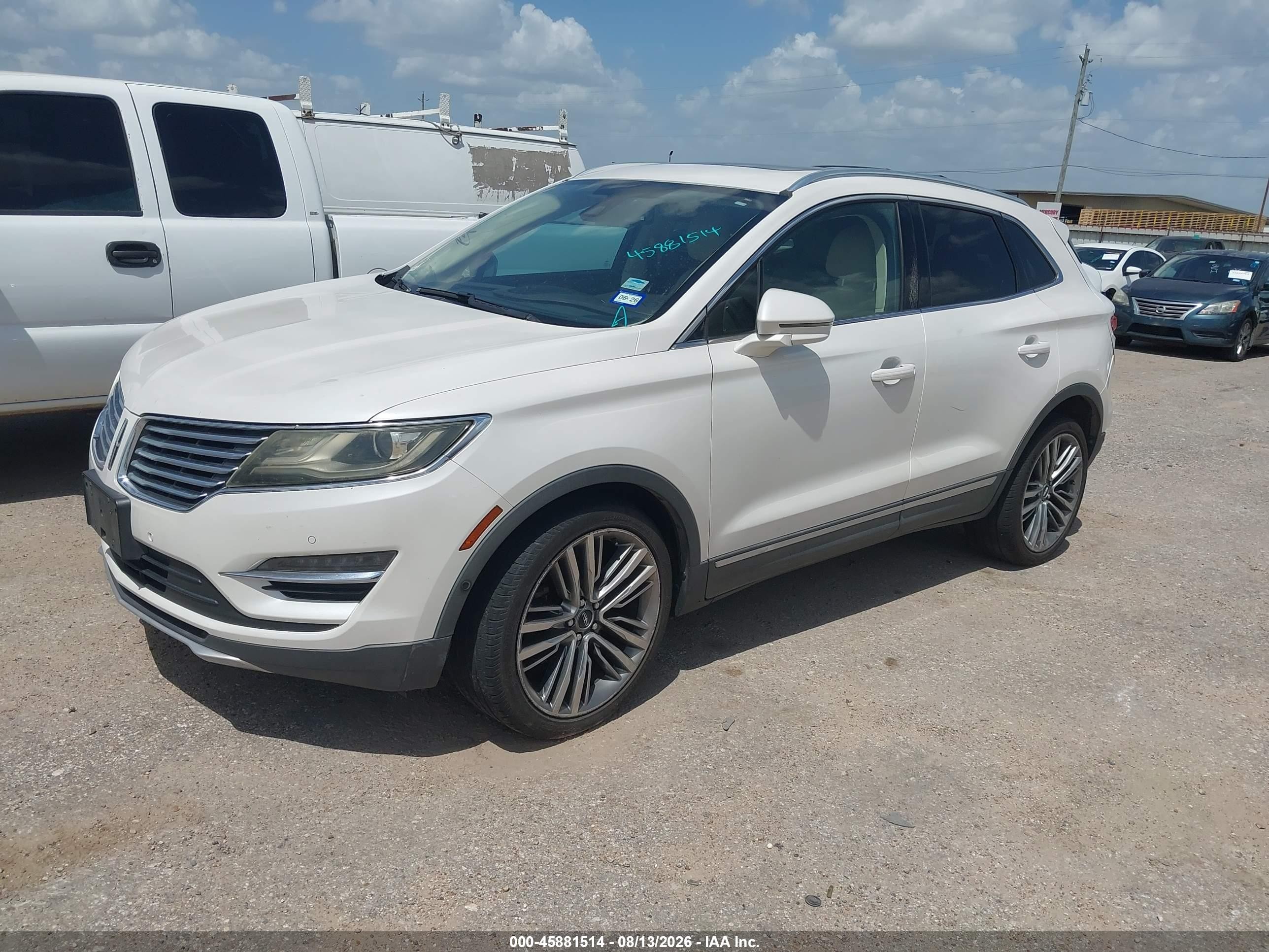 2015 Lincoln Mkc White vin: 5LMTJ2AH1FUJ30924