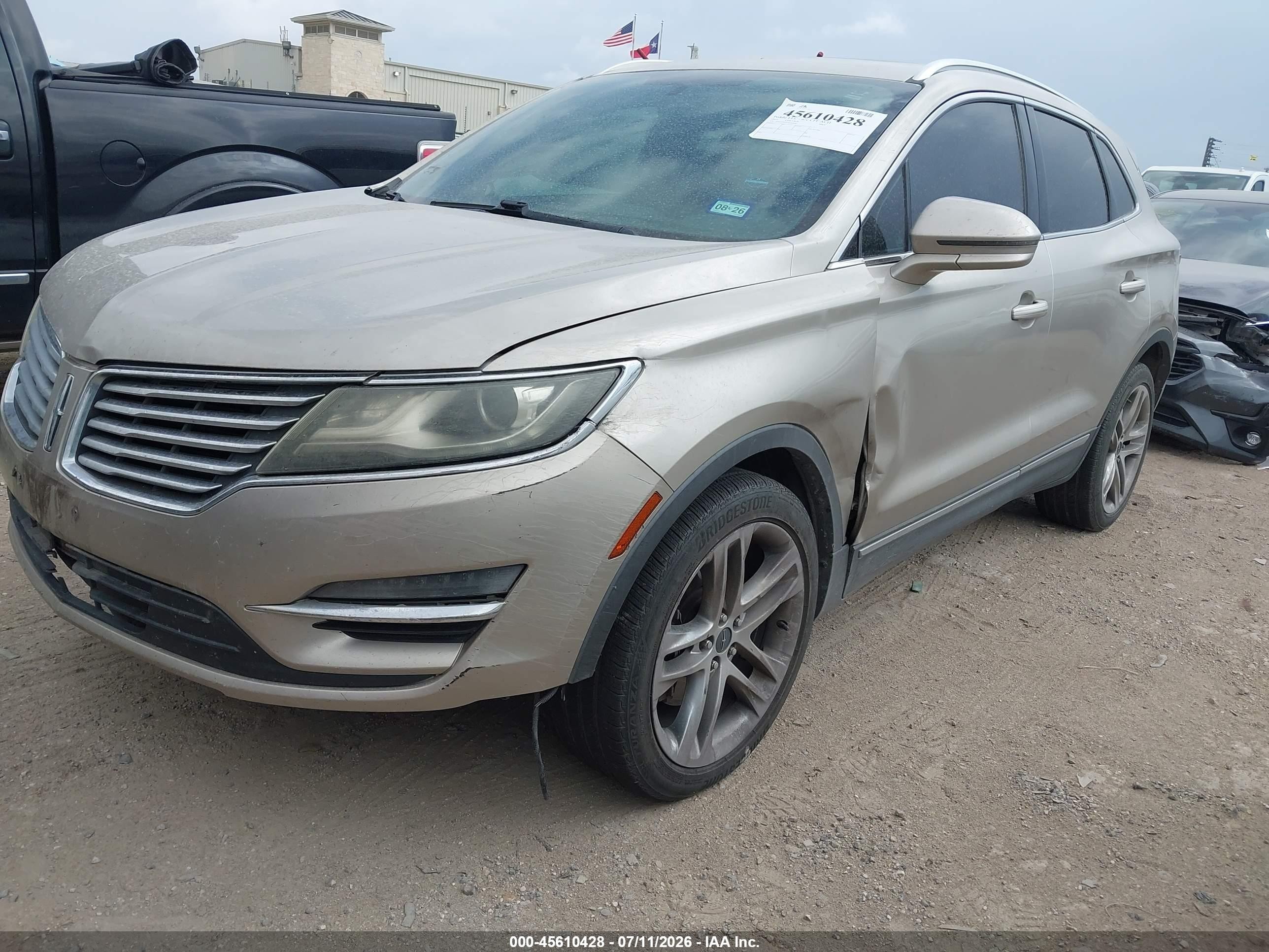 2015 Lincoln Mkc   Gold vin: 5LMTJ2AH1FUJ33838