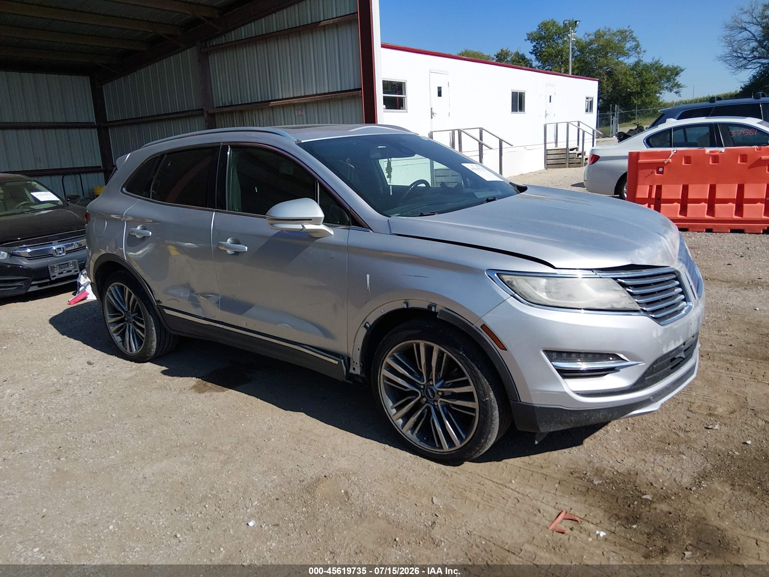 2015 Lincoln Mkc   Silver vin: 5LMTJ2AH1FUJ37842