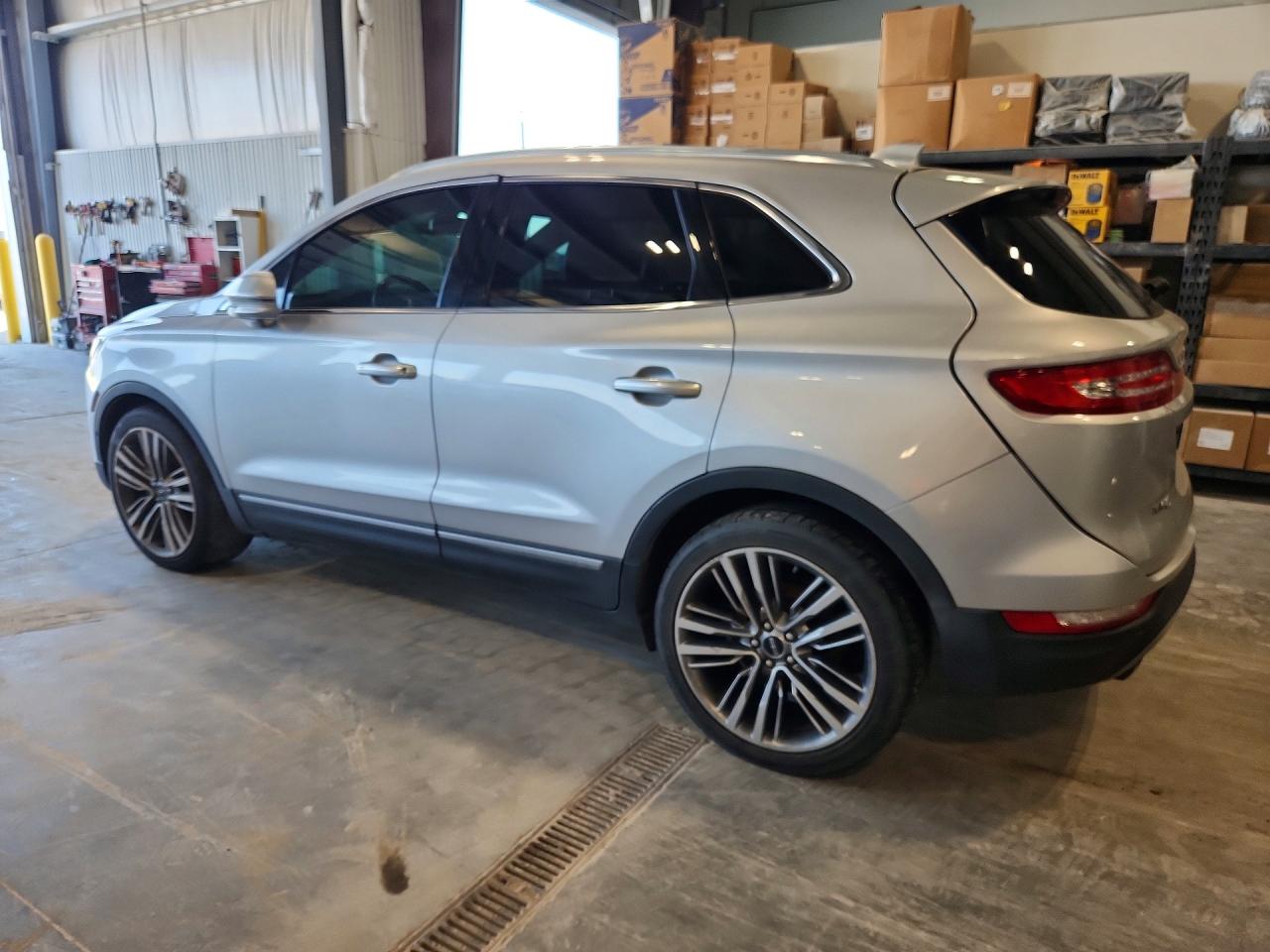 2015 Lincoln Mkc Select Silver vin: 5LMTJ2AH2FUJ23948